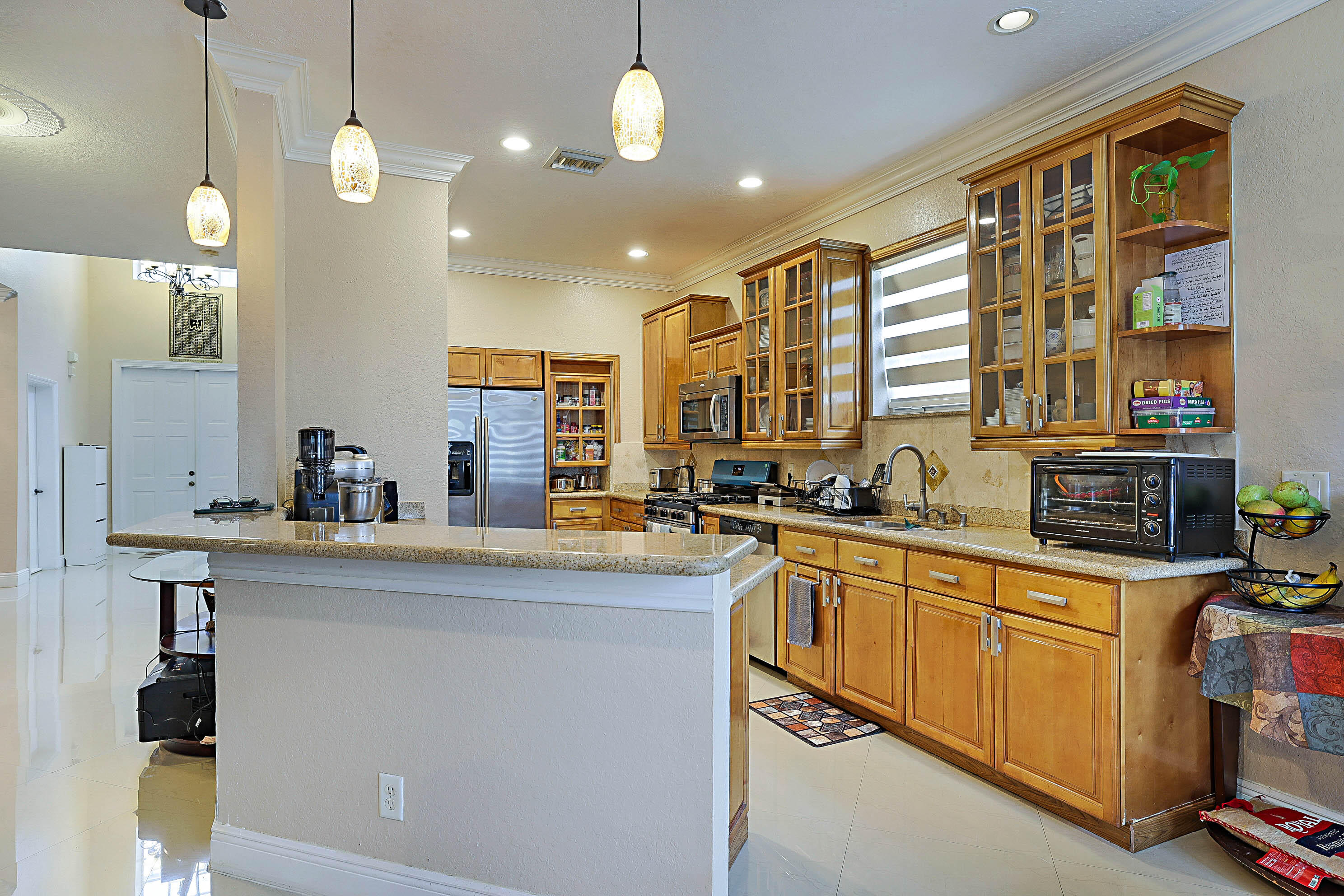 main property photo 13