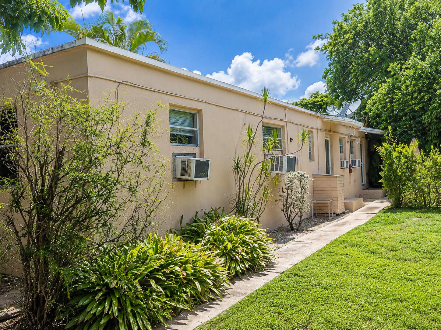 main property photo 48