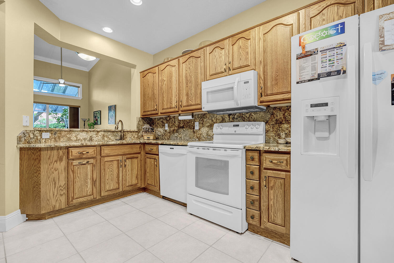 main property photo 12