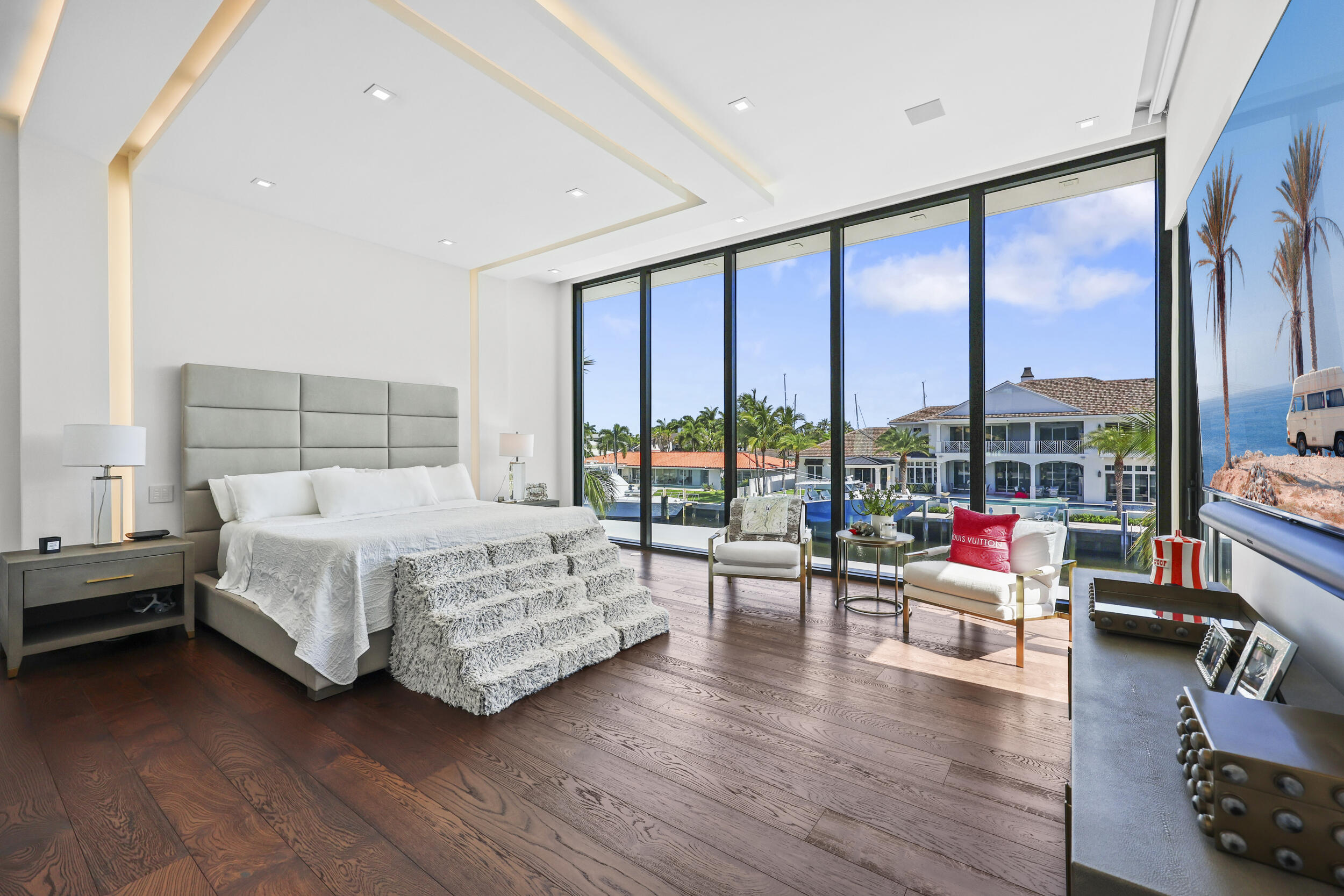 main property photo 89