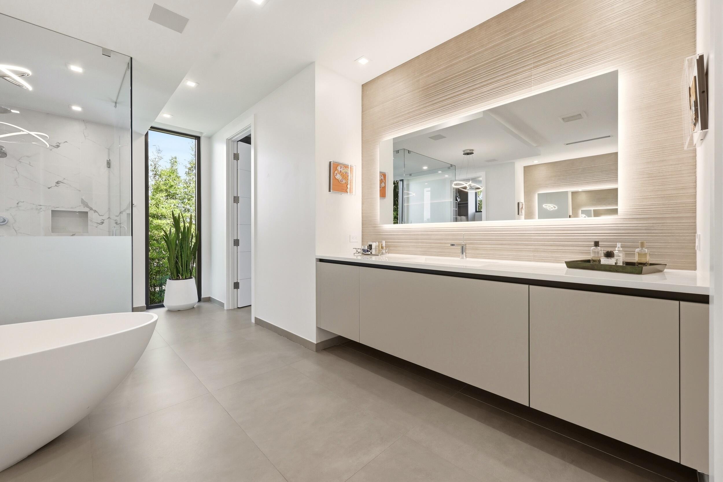 main property photo 99