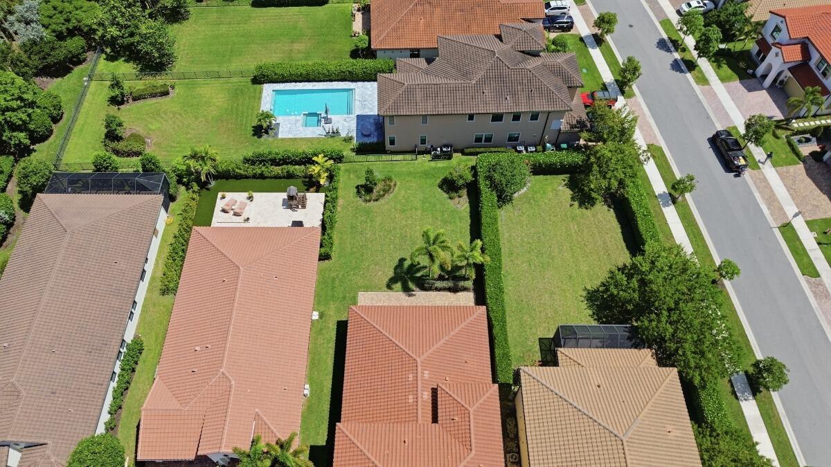 main property photo 62