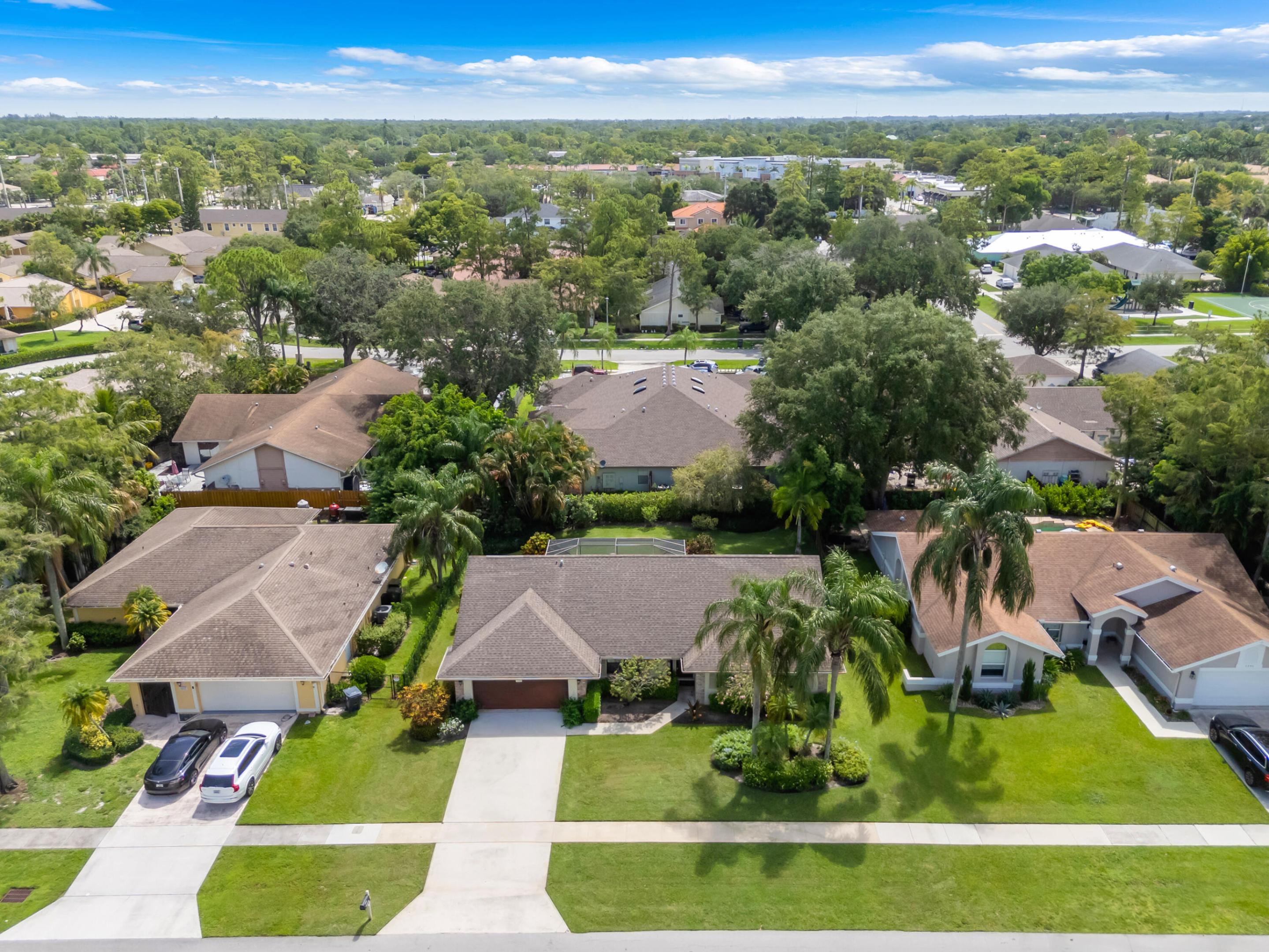 main property photo 37