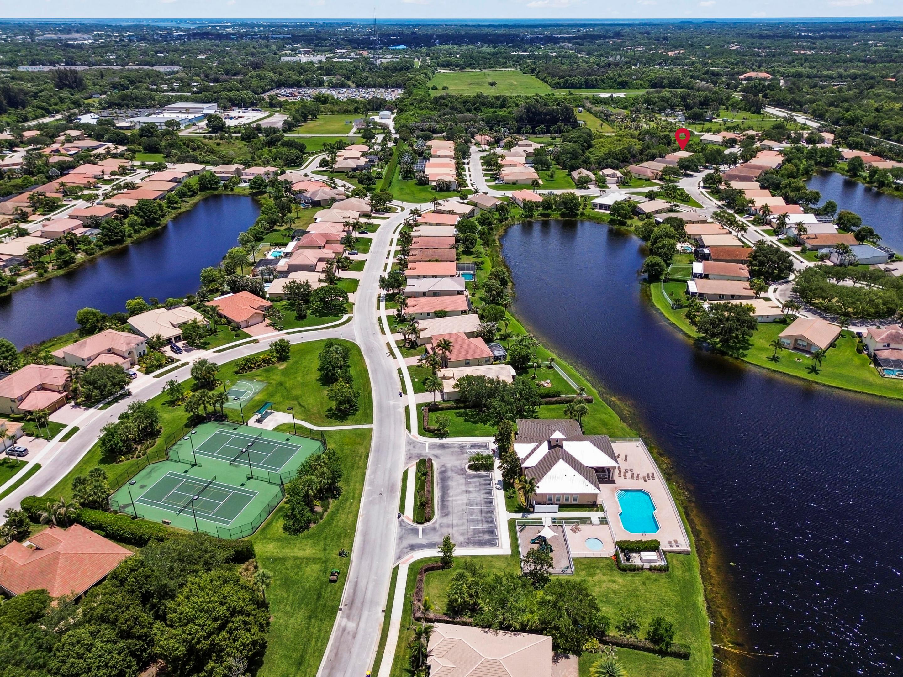 property viewer photo 36