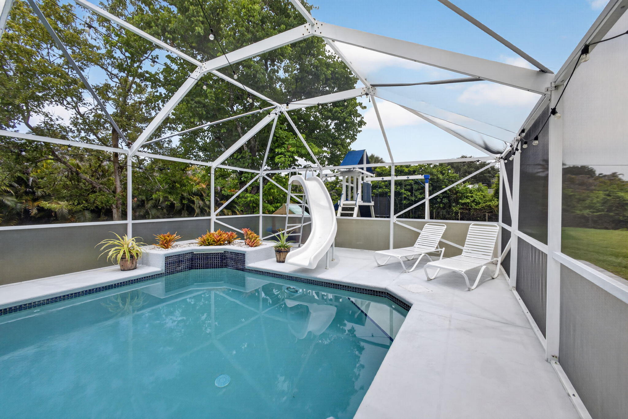 main property photo 75
