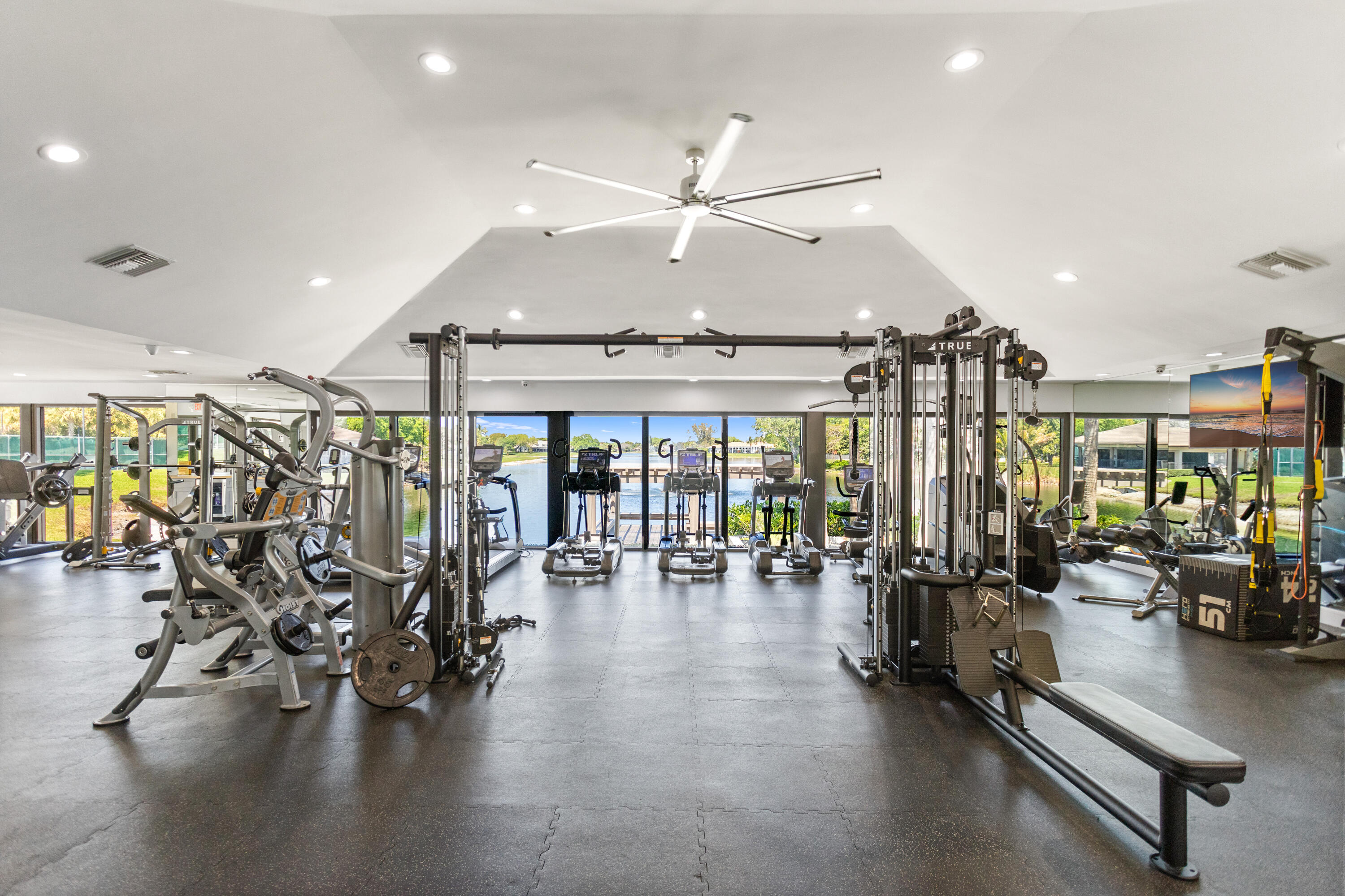 main property photo 44