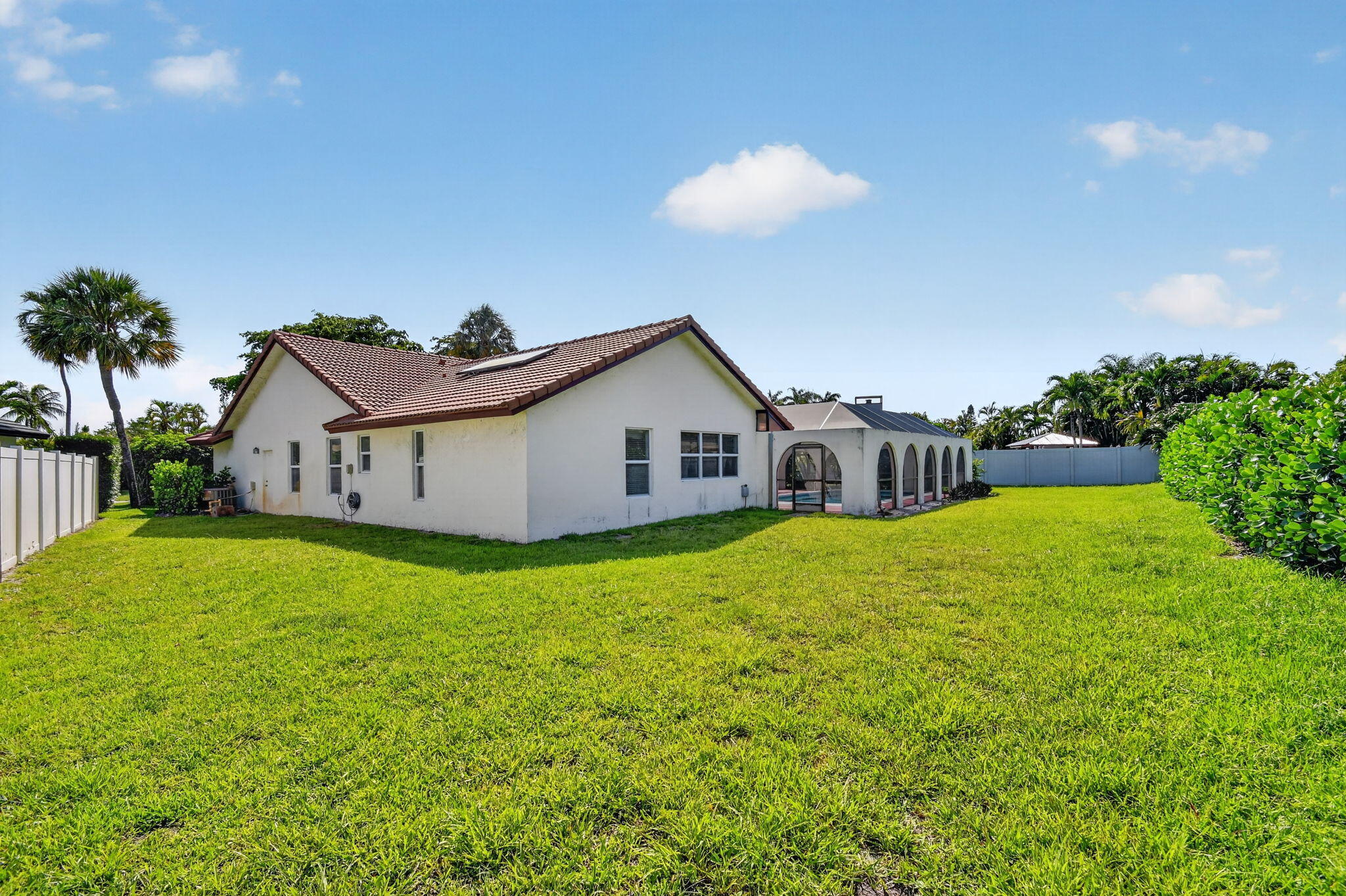 main property photo 59