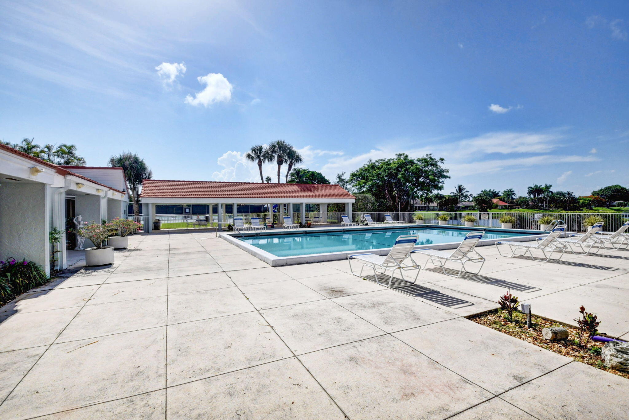 main property photo 80