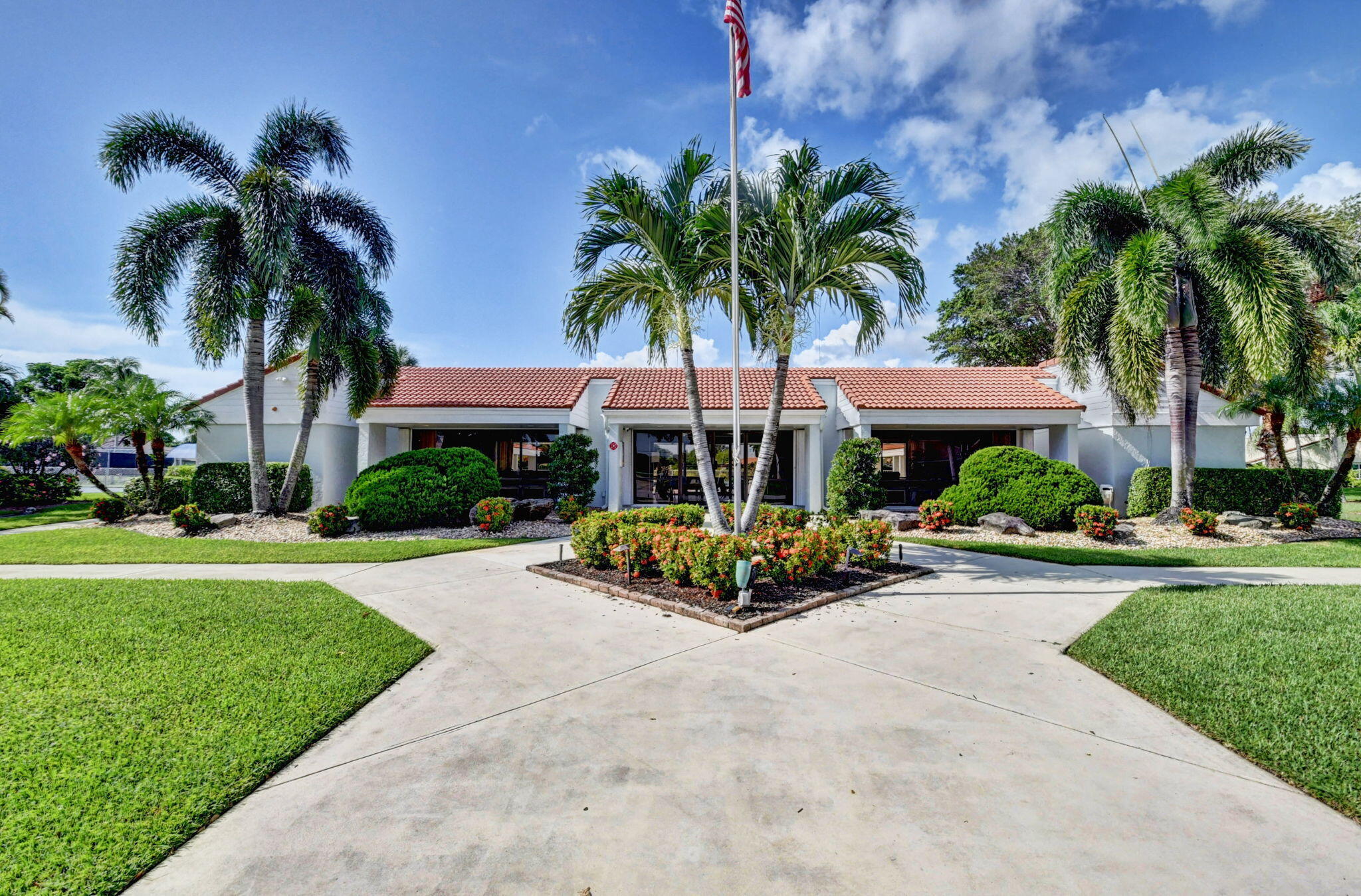 main property photo 89