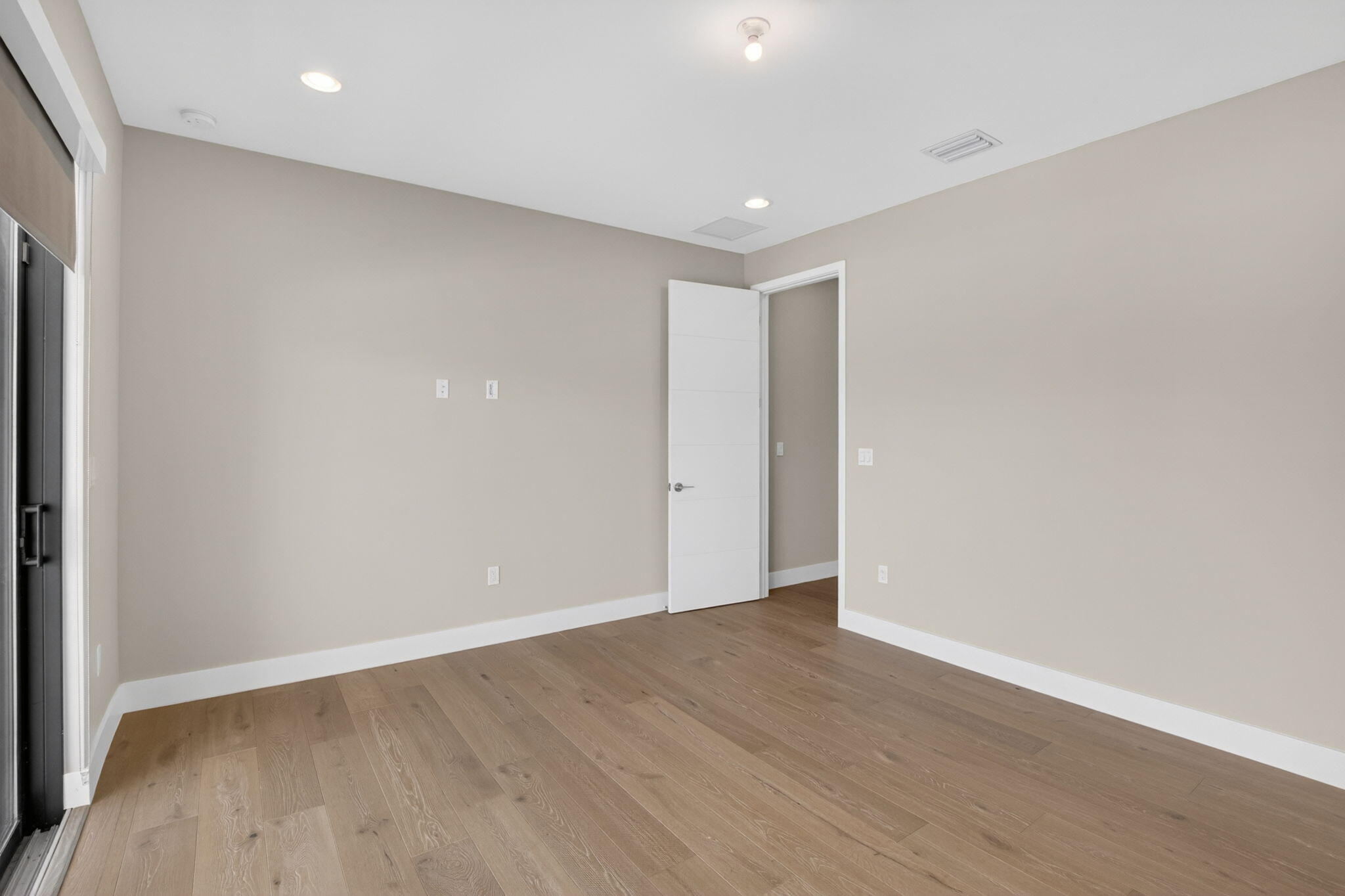 main property photo 62