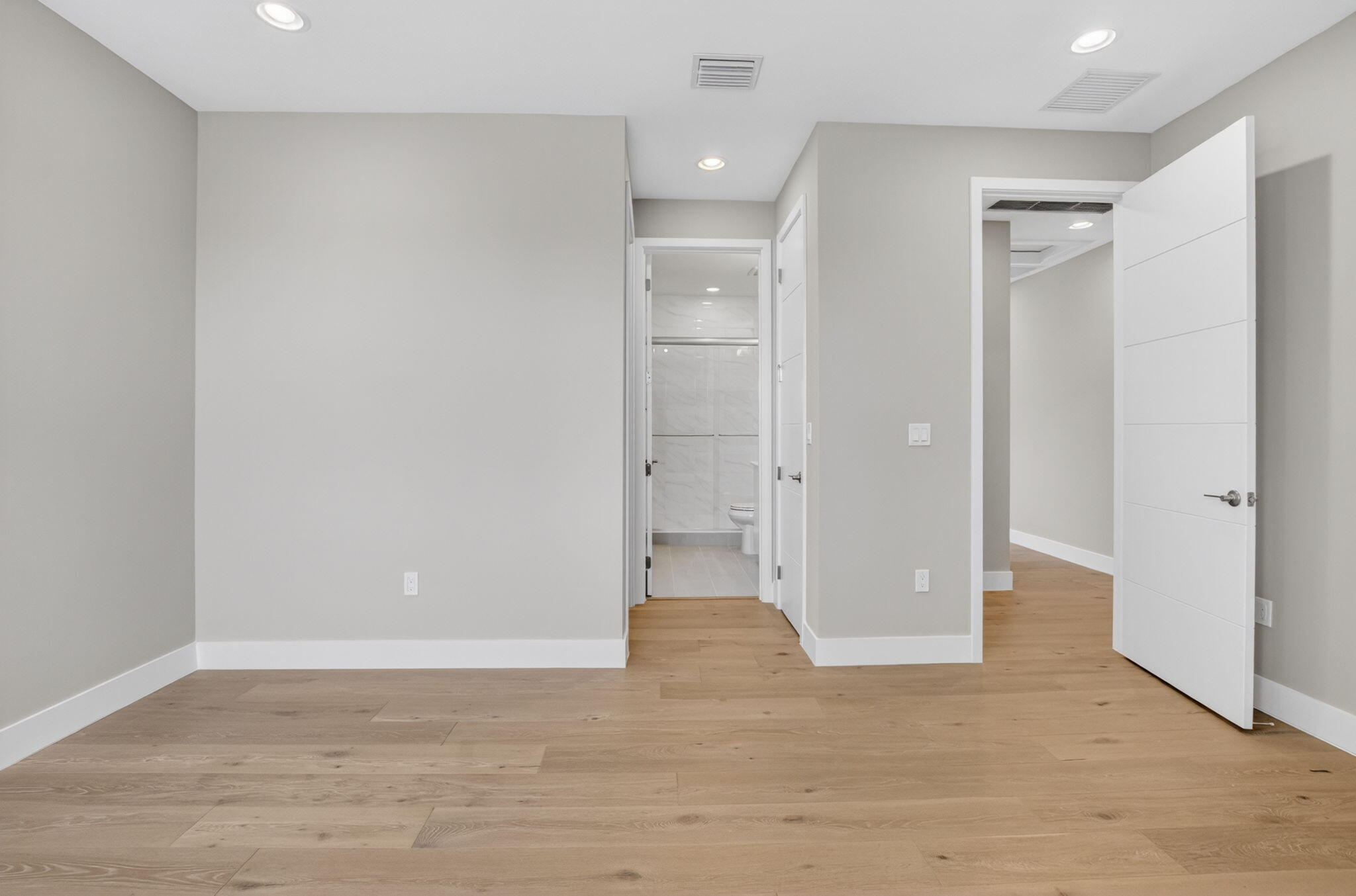 main property photo 70