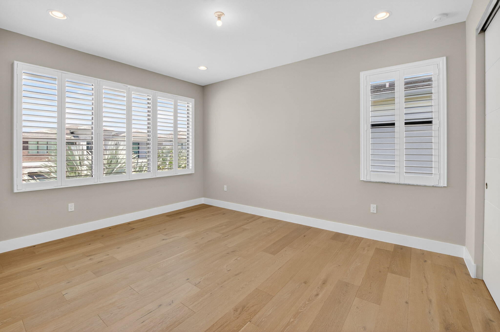 main property photo 73