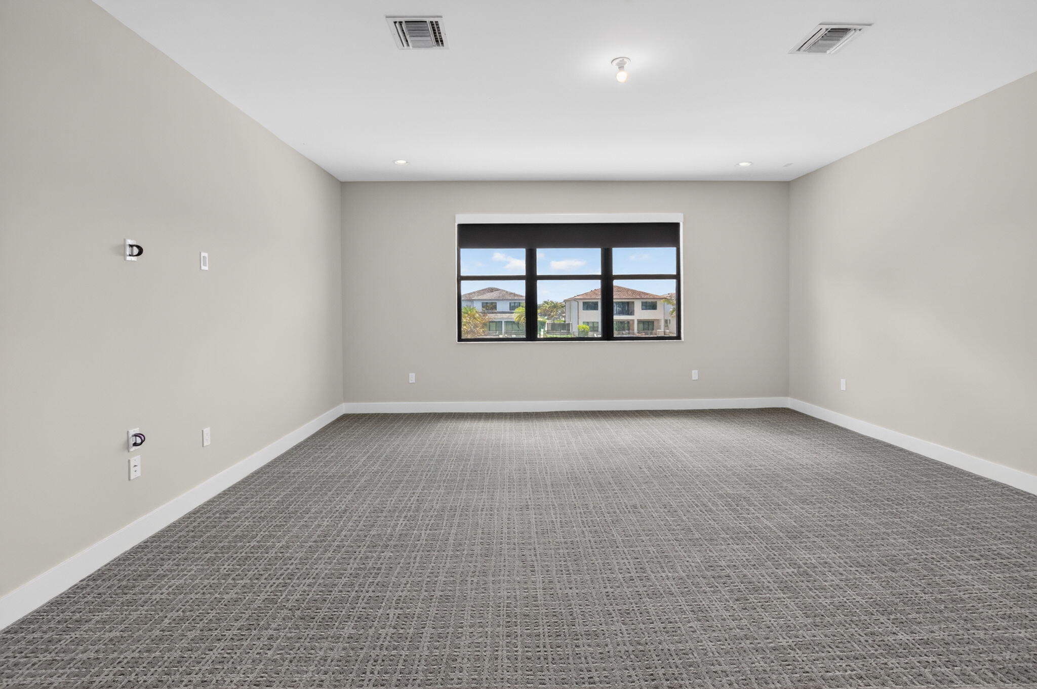 main property photo 84