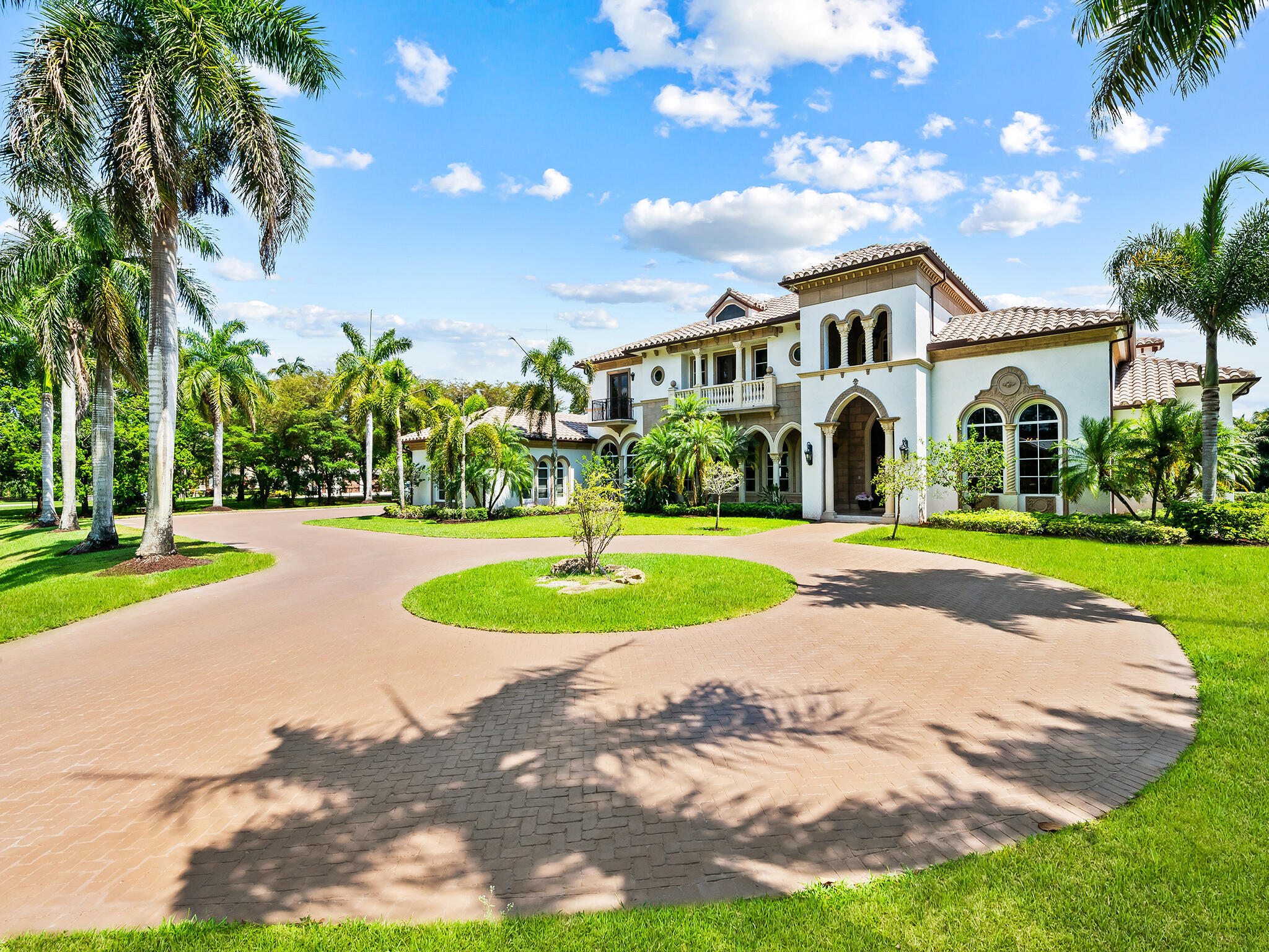 main property photo 46