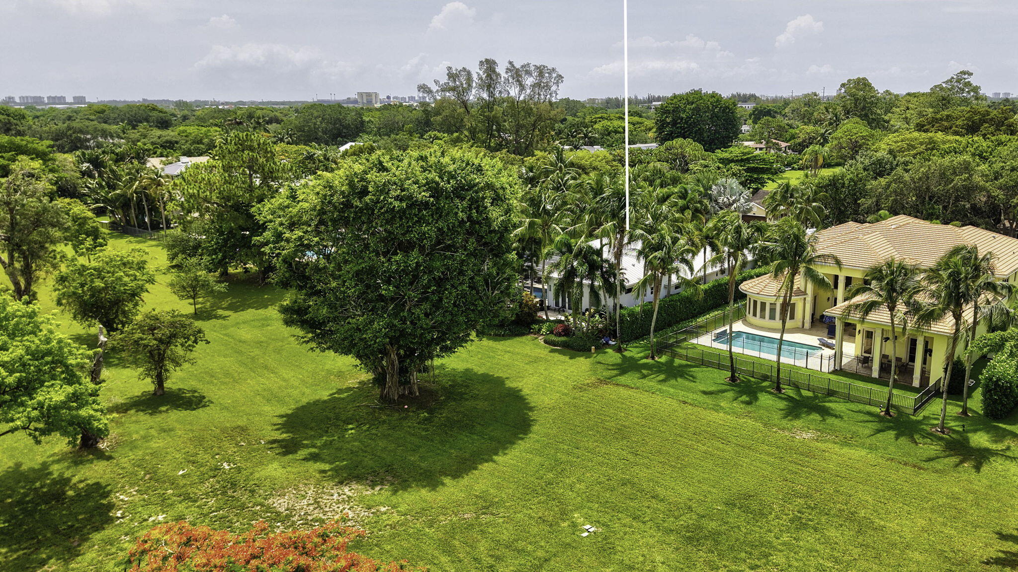 main property photo 62