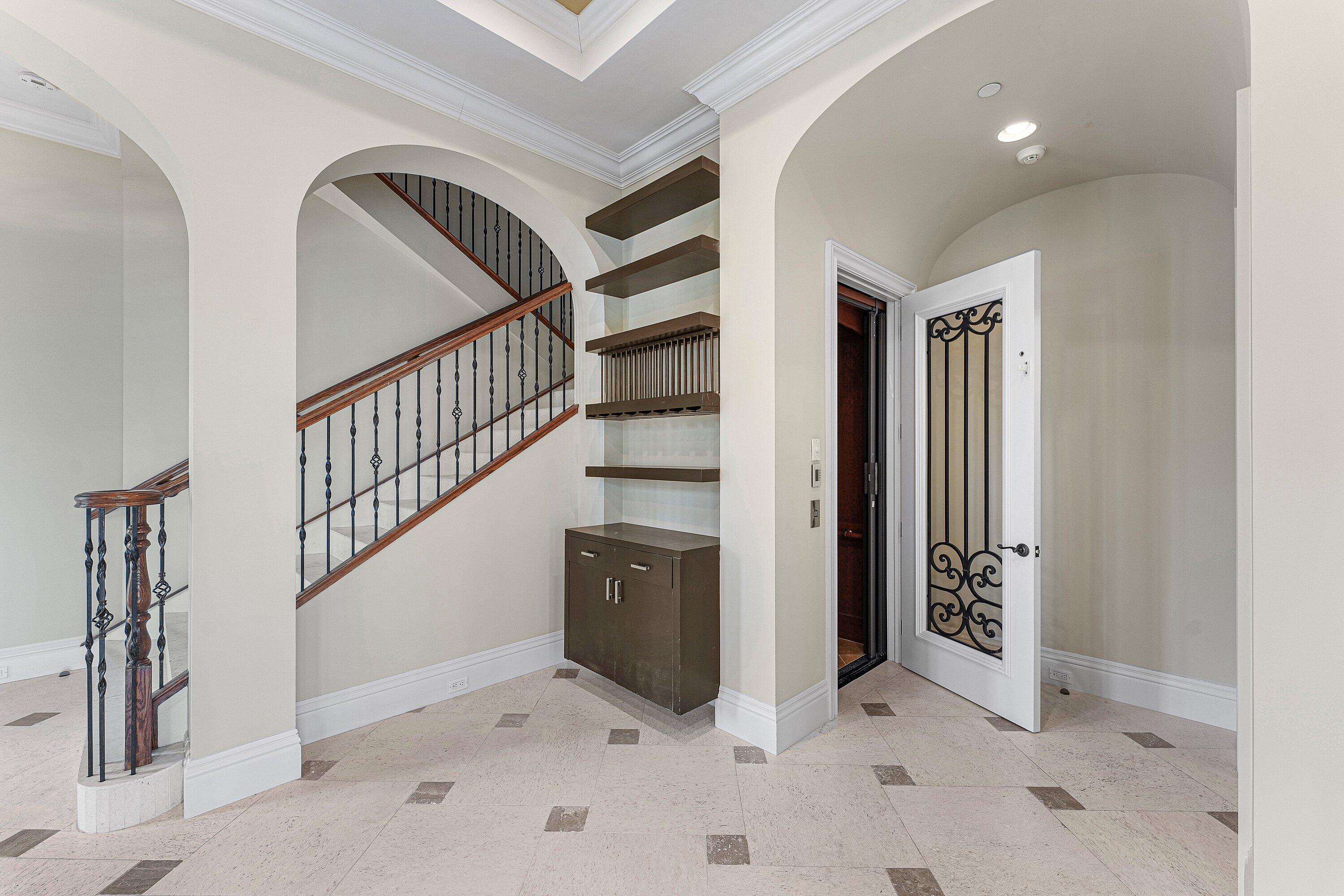 main property photo 19