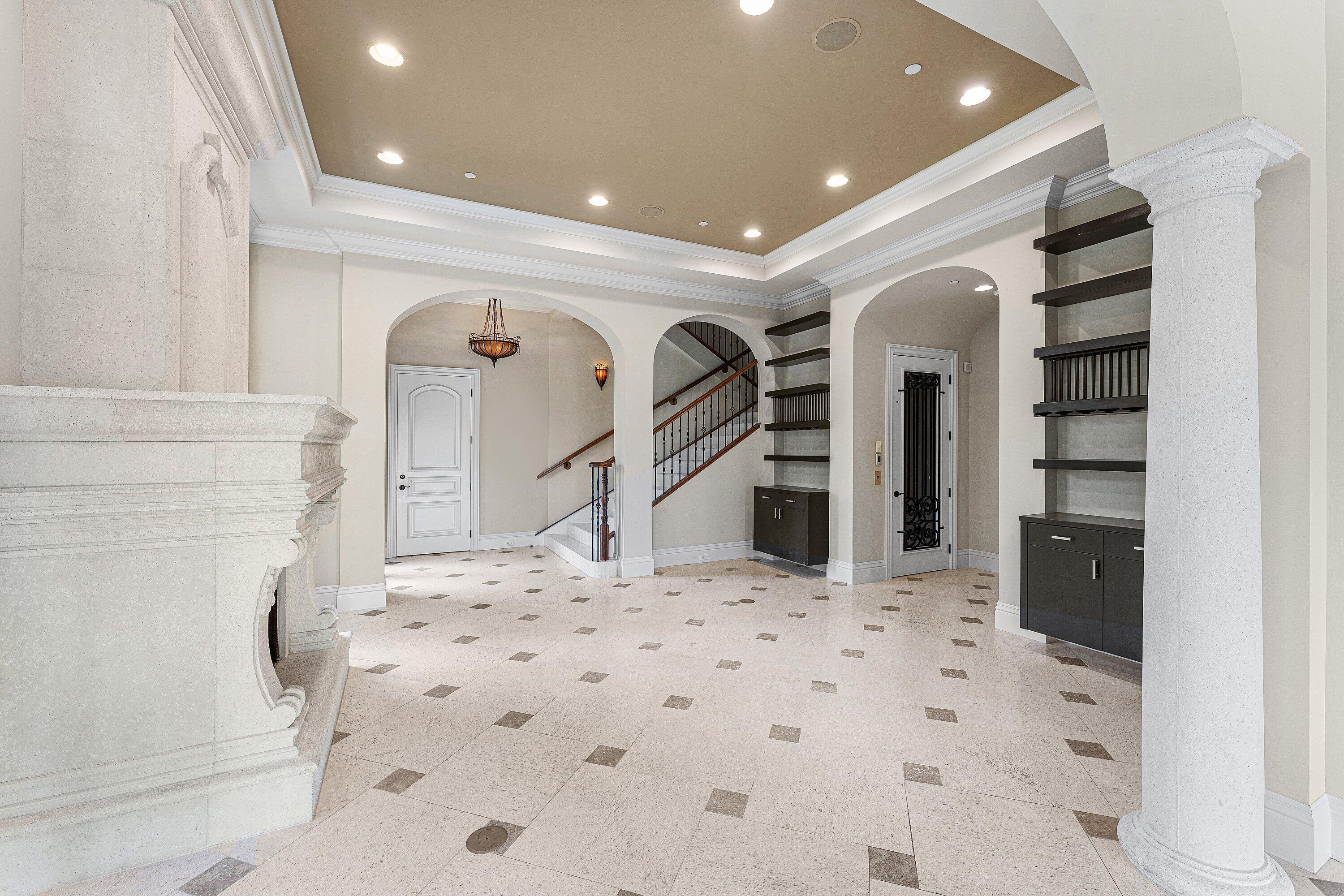 main property photo 9