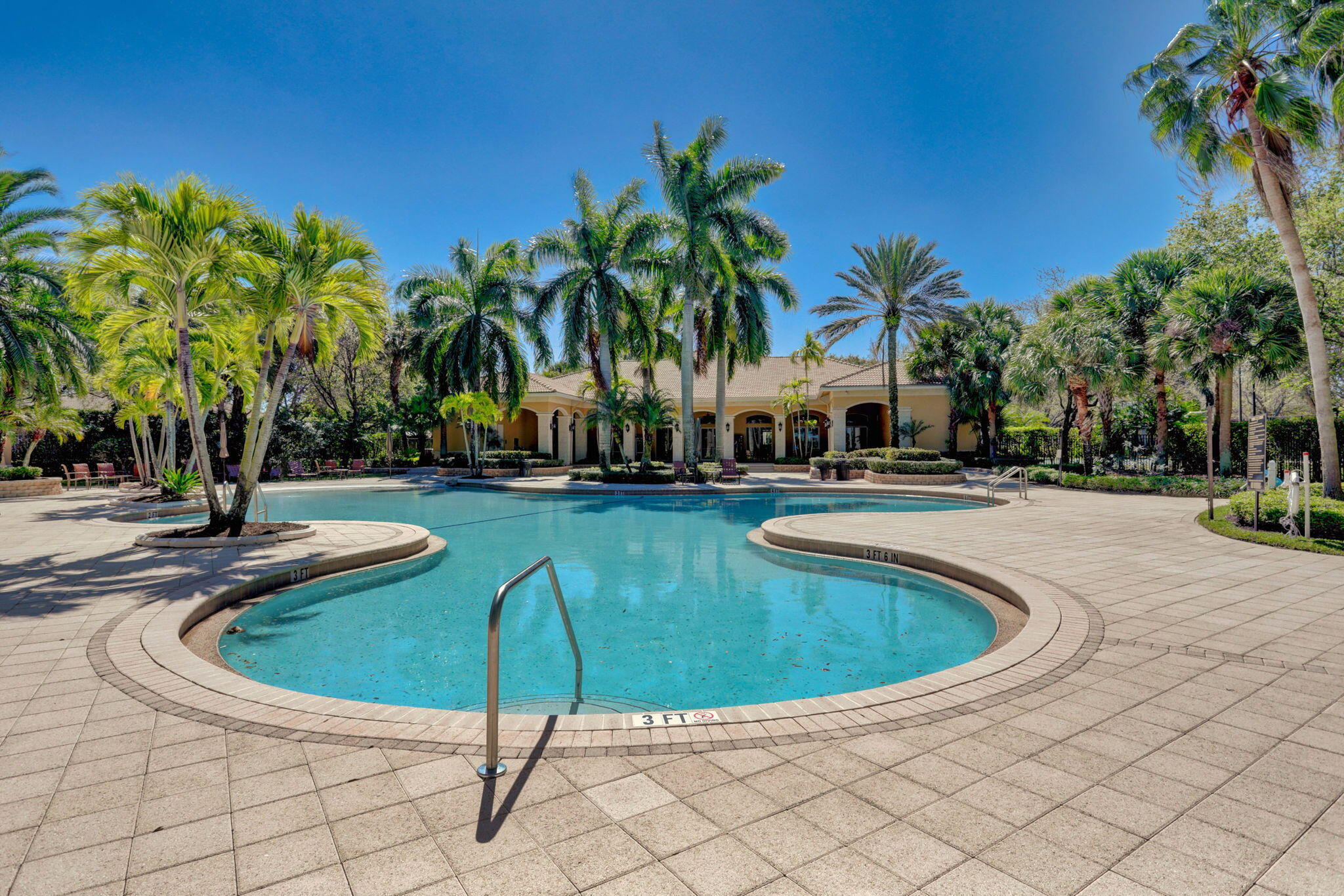 main property photo 59