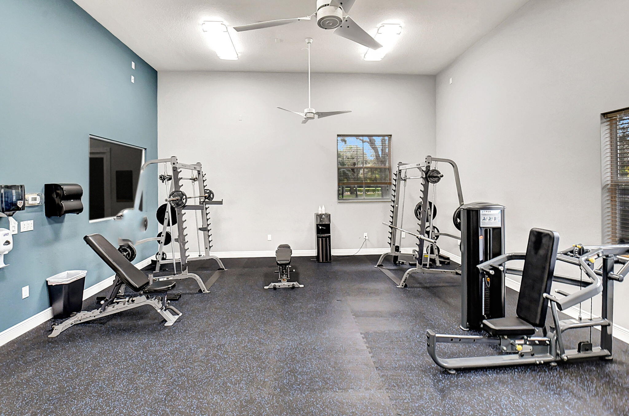 main property photo 75