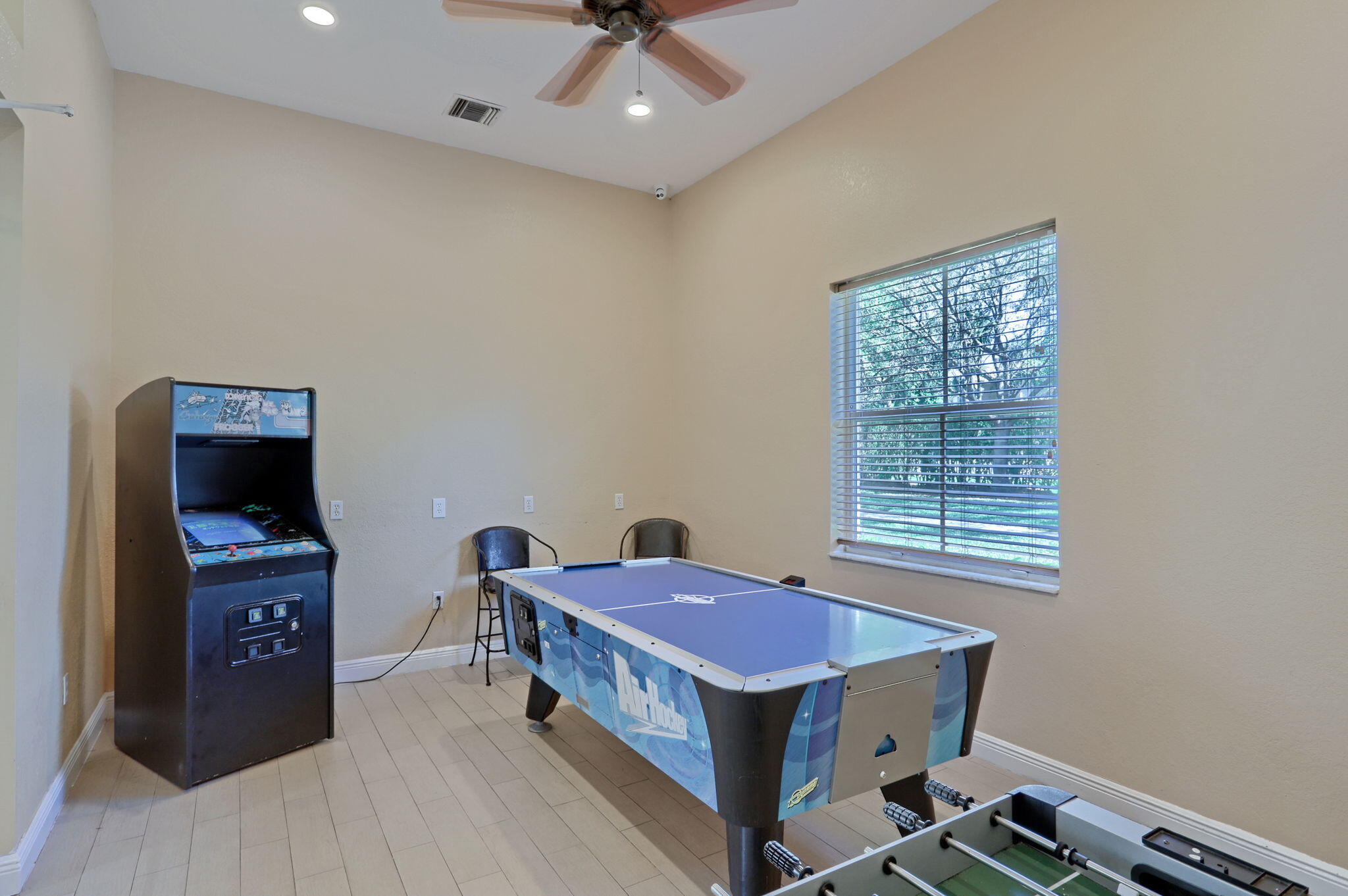 main property photo 78