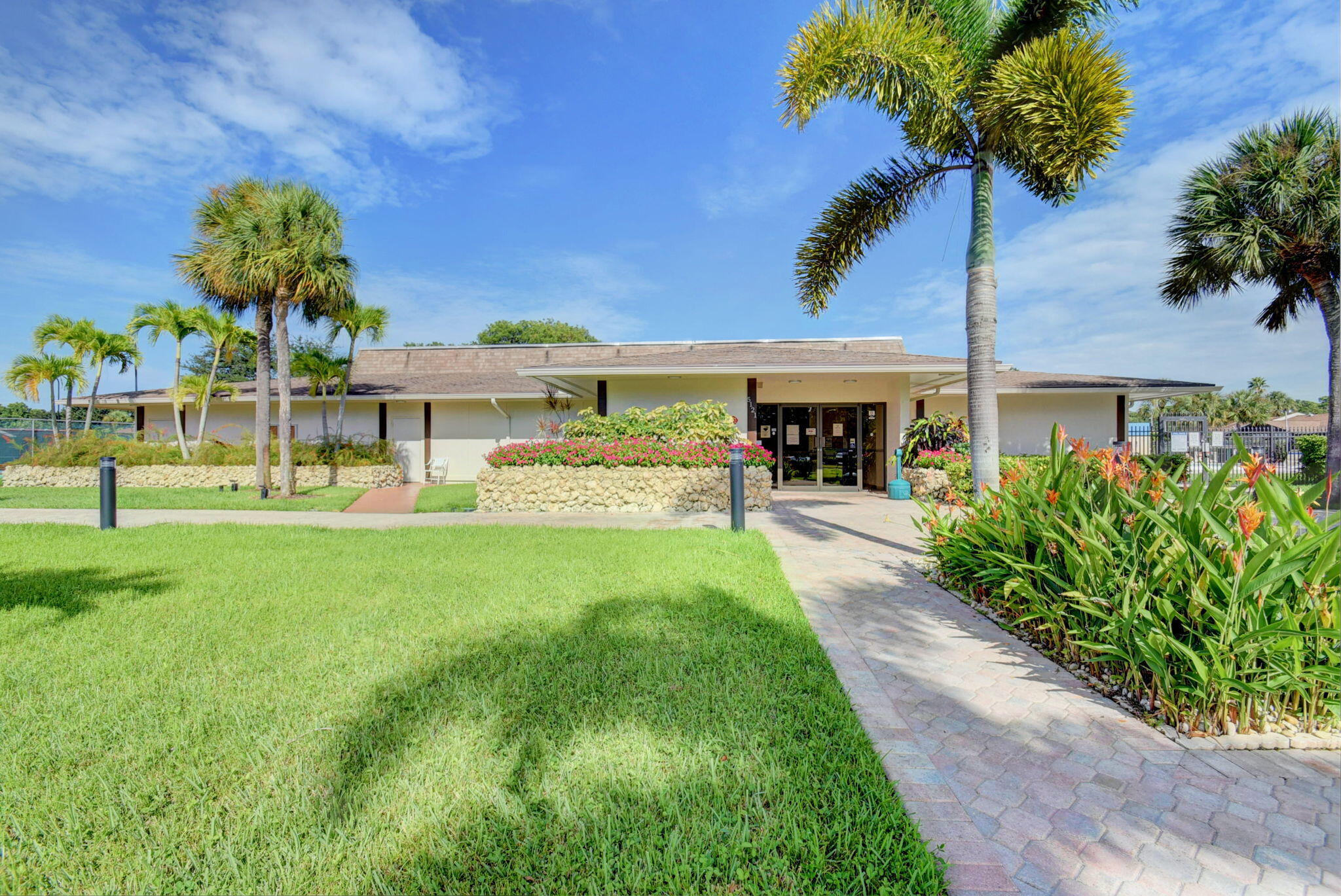 main property photo 71