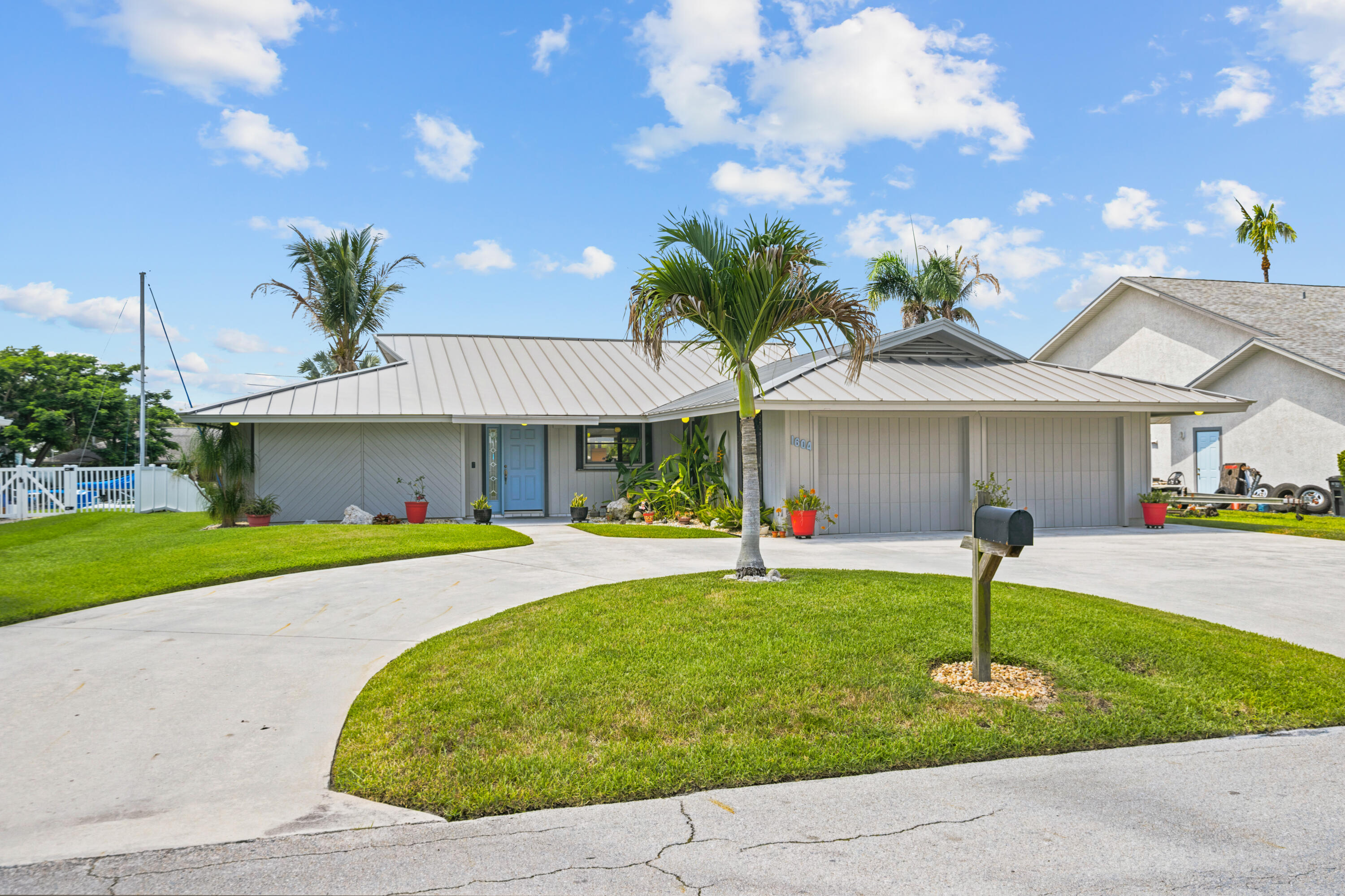main property photo 80