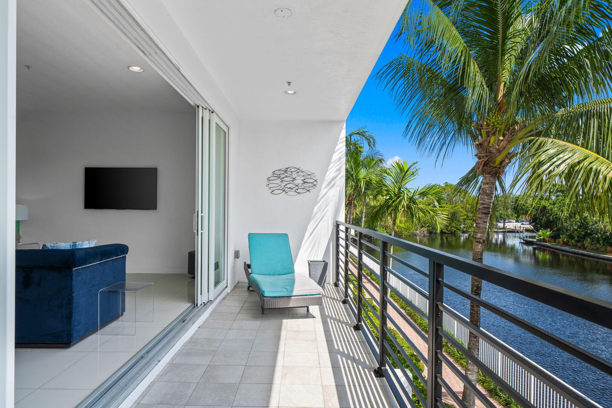 main property photo 16