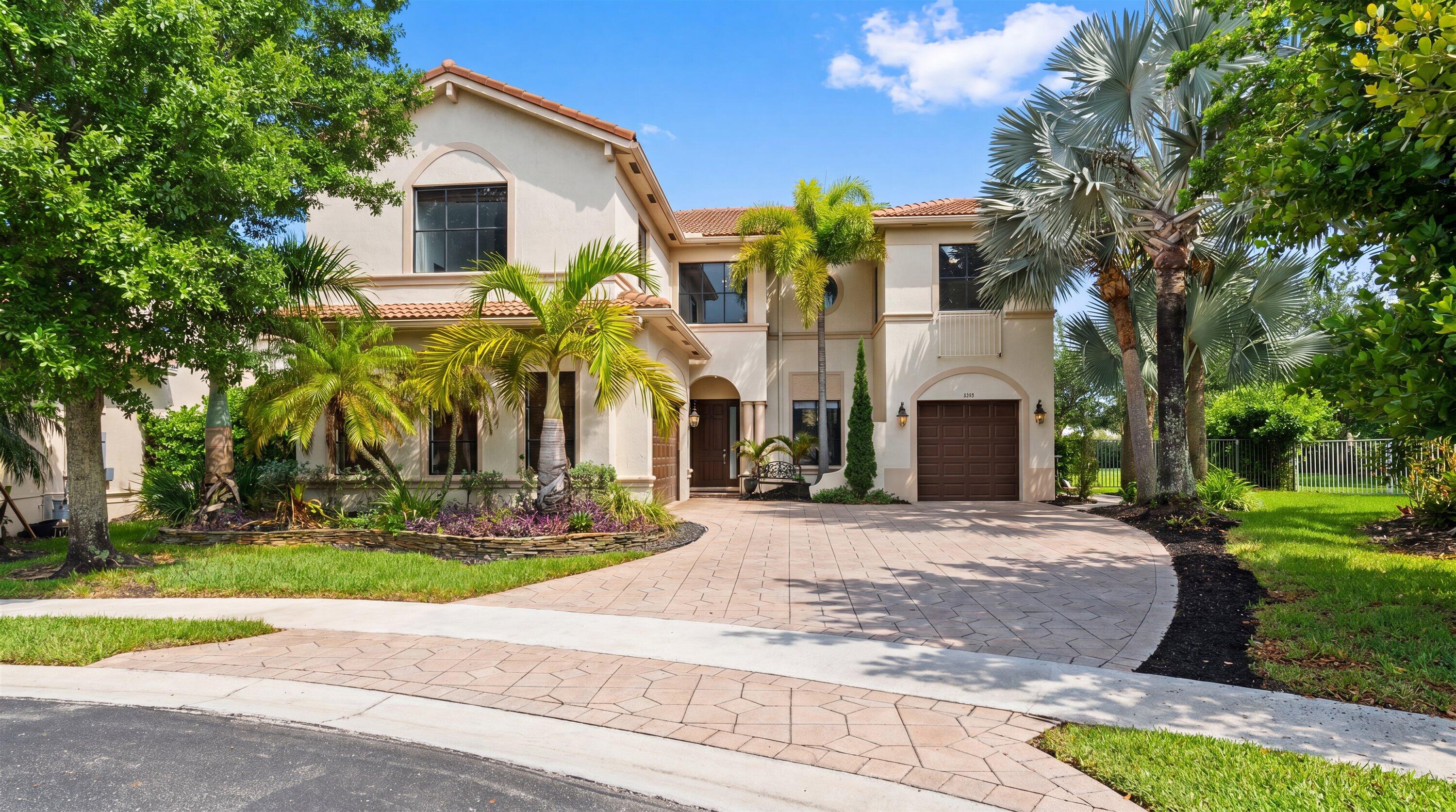 main property photo 3