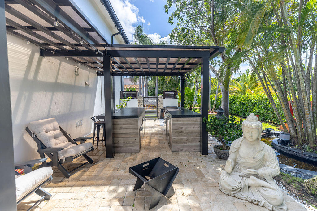 main property photo 70