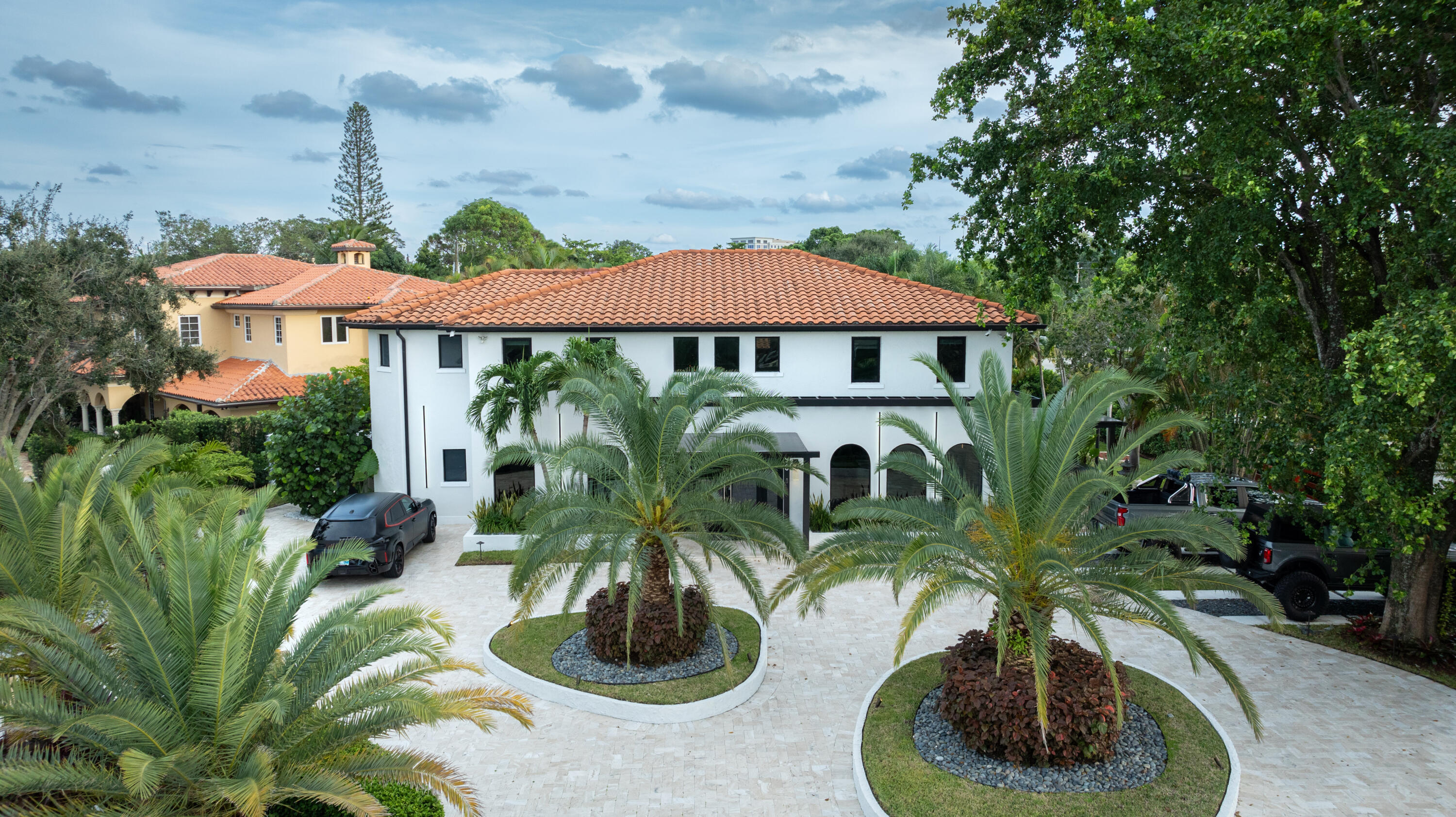 main property photo 83