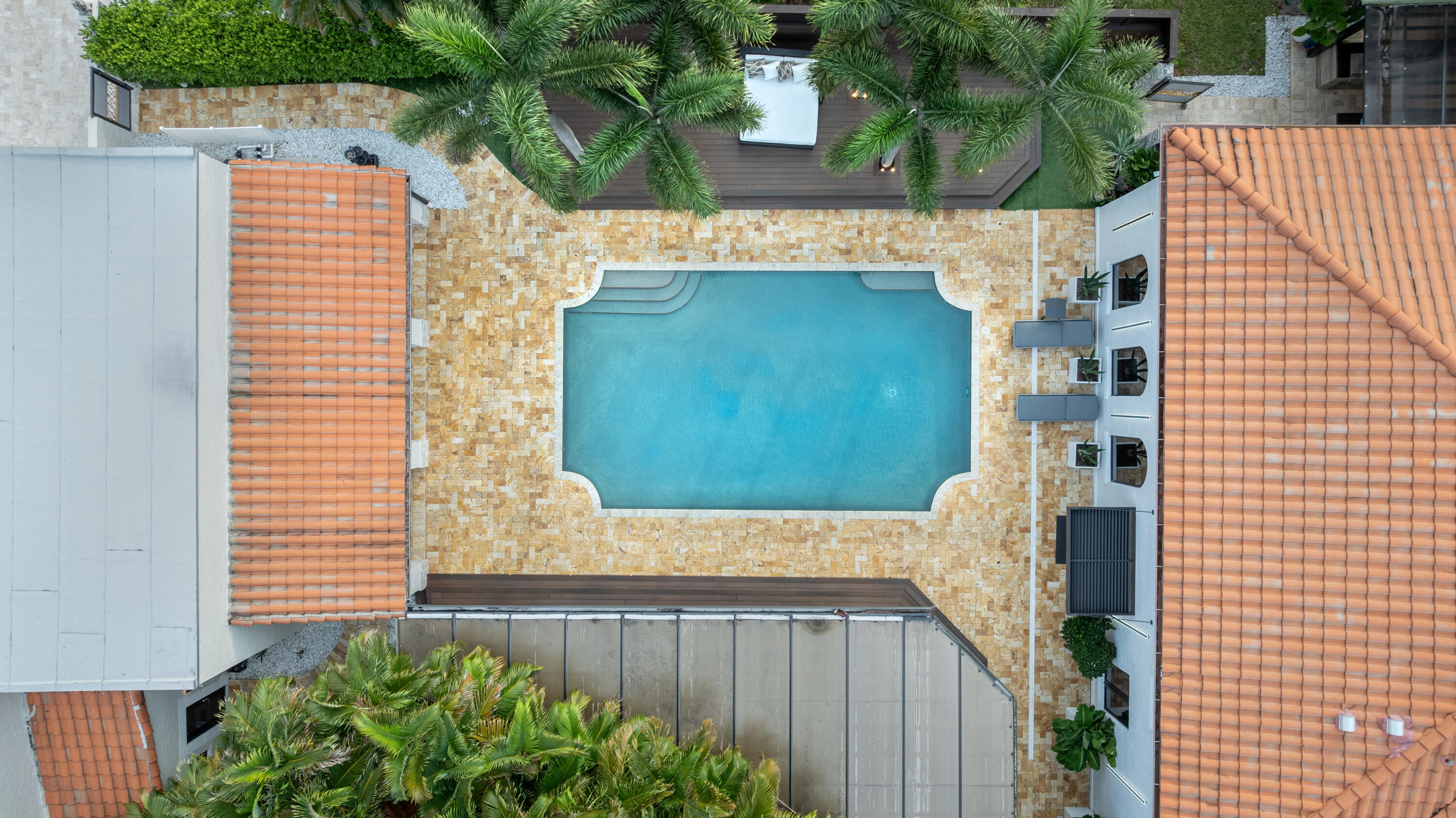 main property photo 84