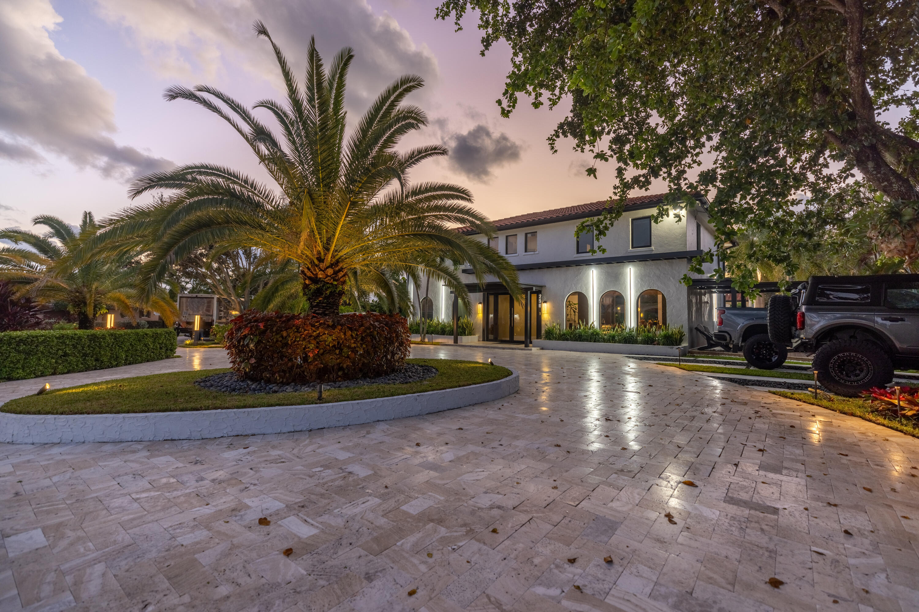 main property photo 89
