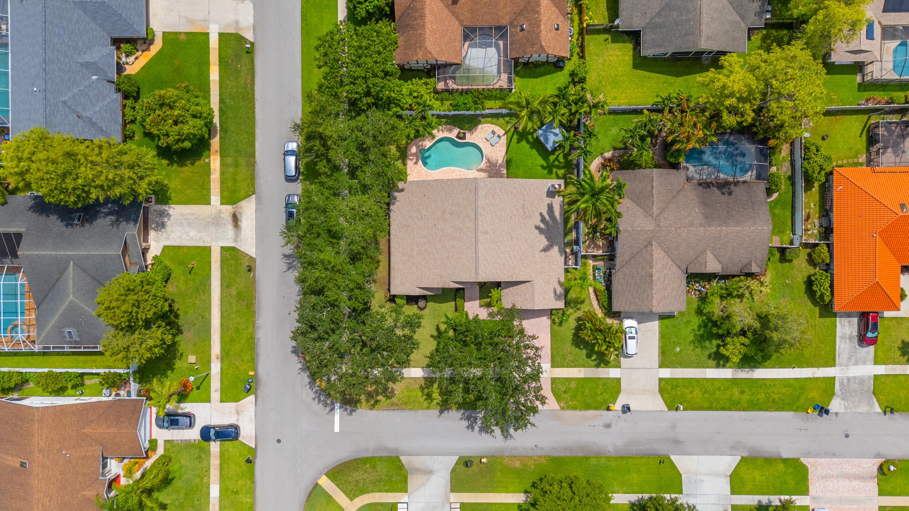 main property photo 44