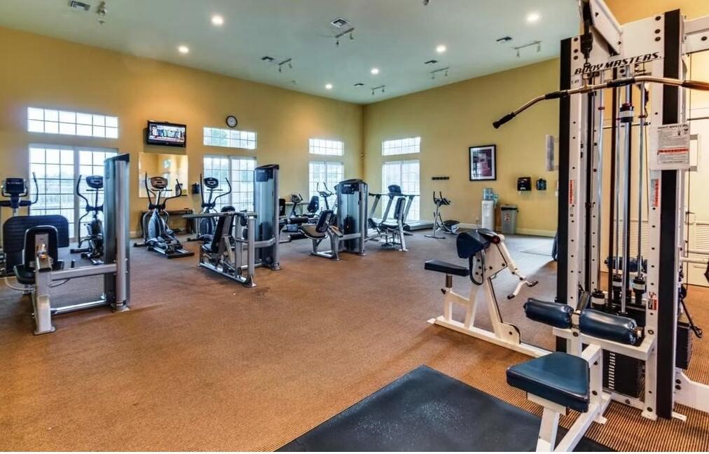 main property photo 30