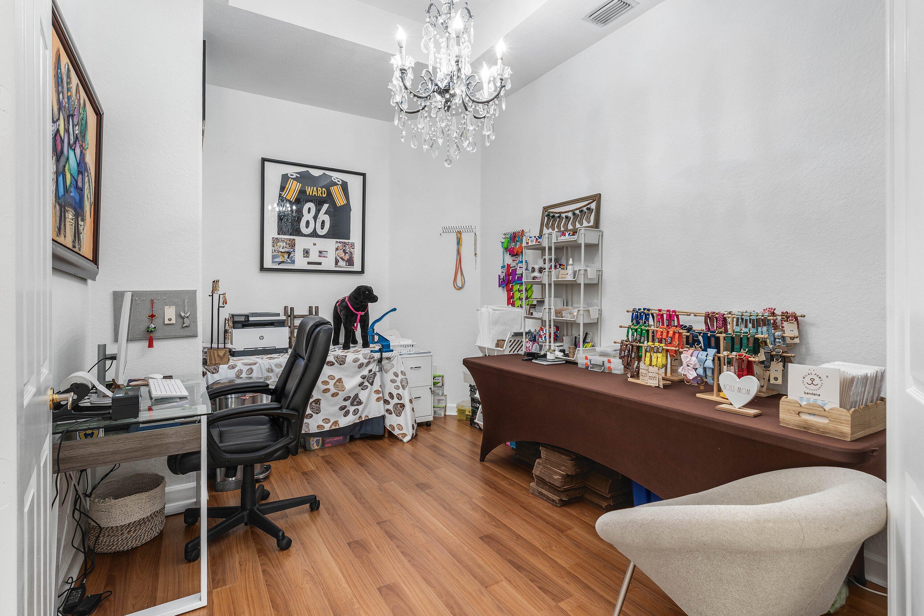 main property photo 28