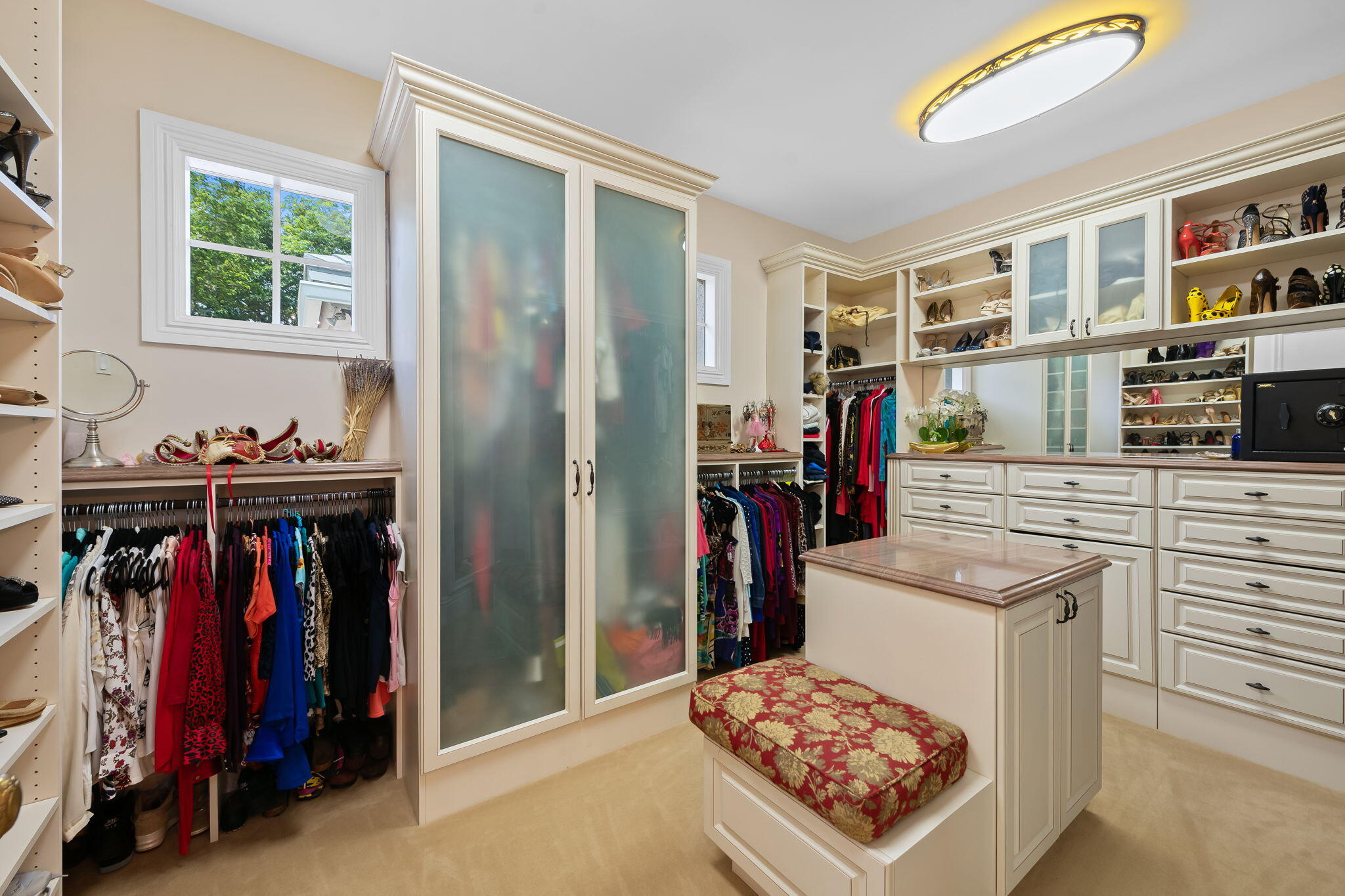main property photo 36