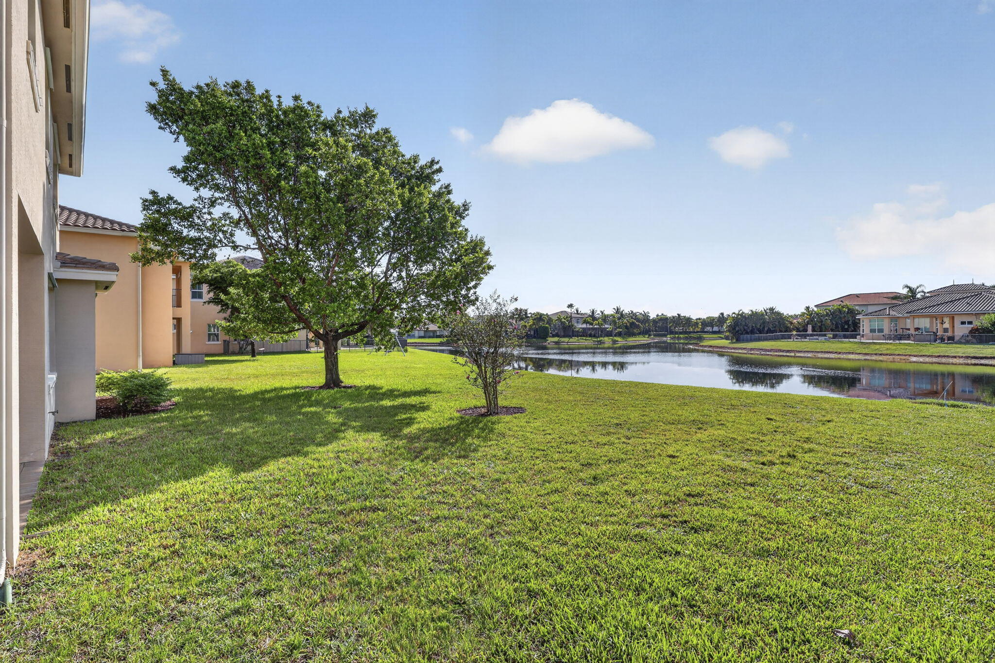 main property photo 75