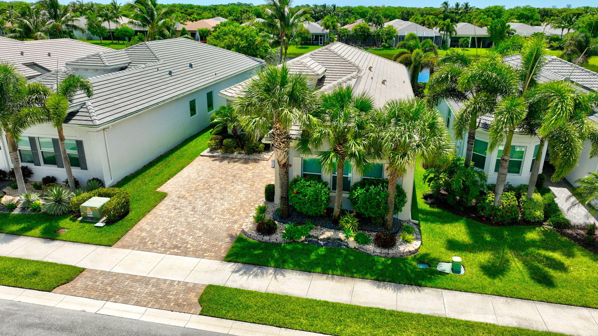 main property photo 74