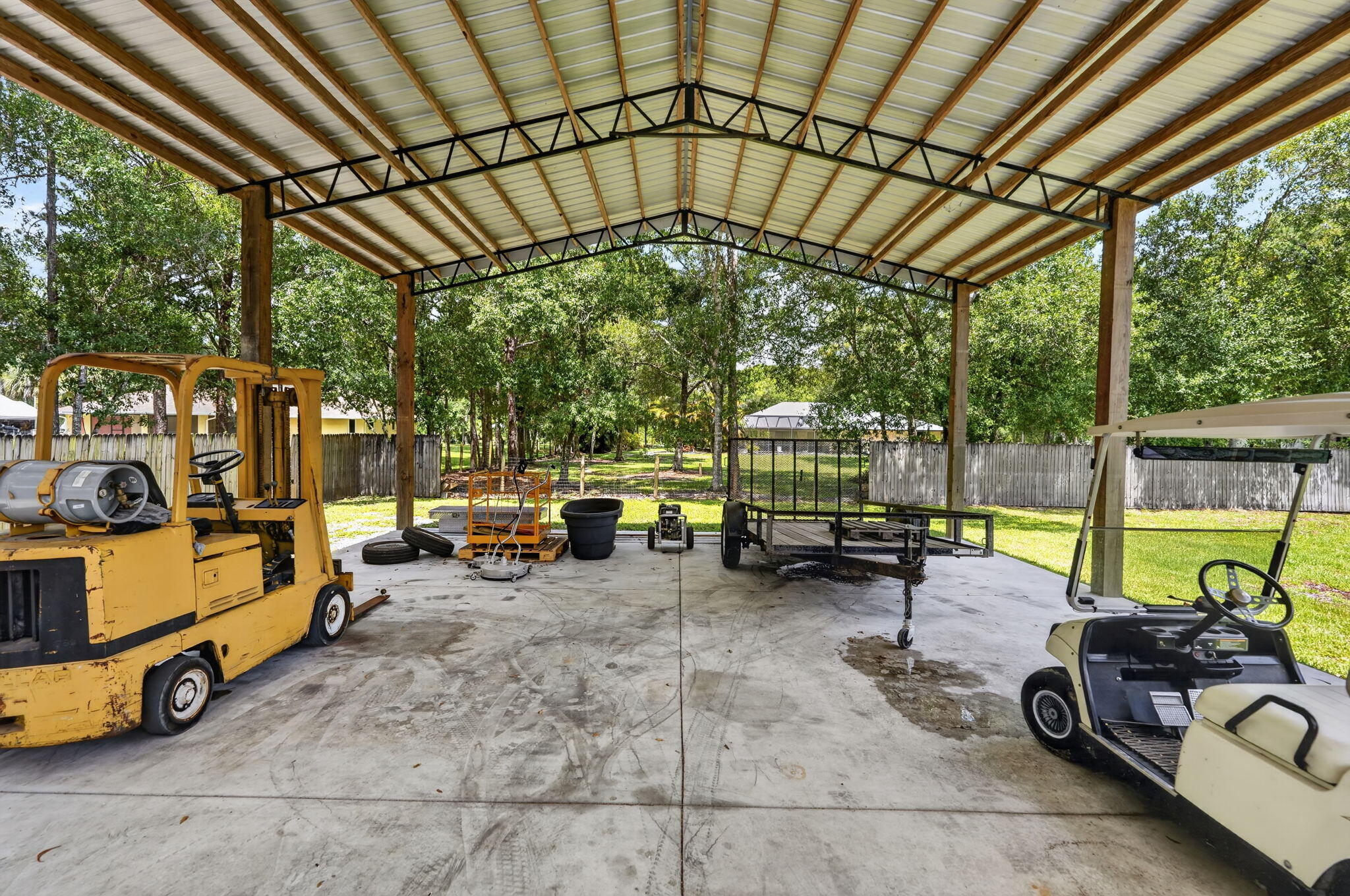 main property photo 51