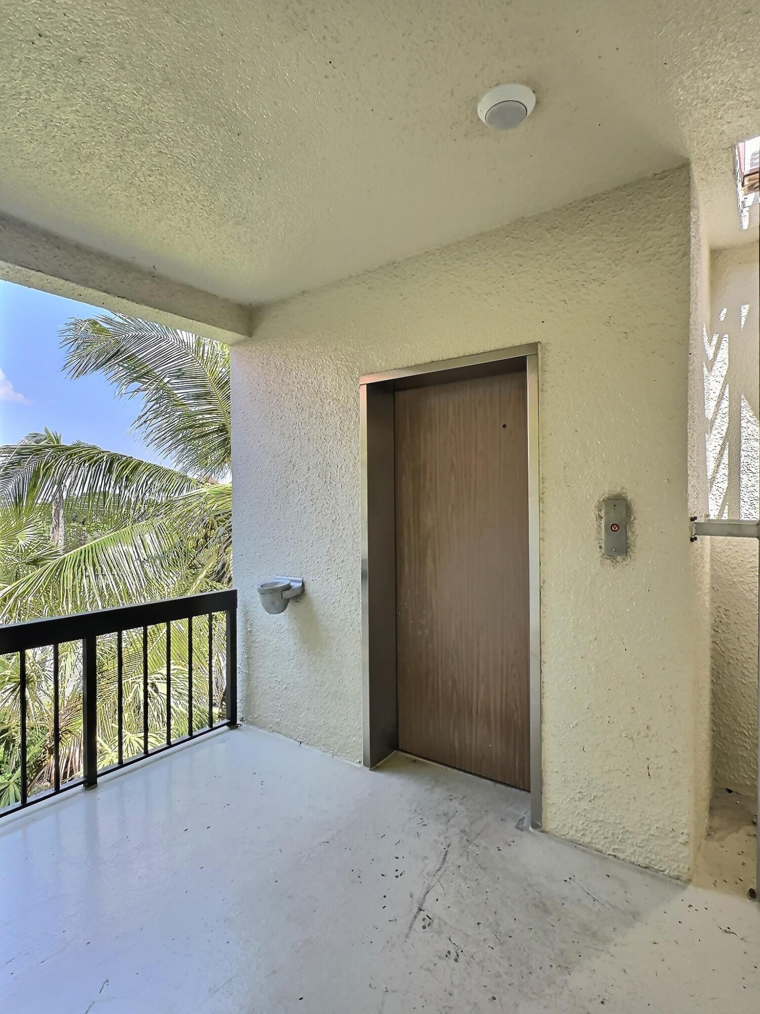 property viewer photo 44