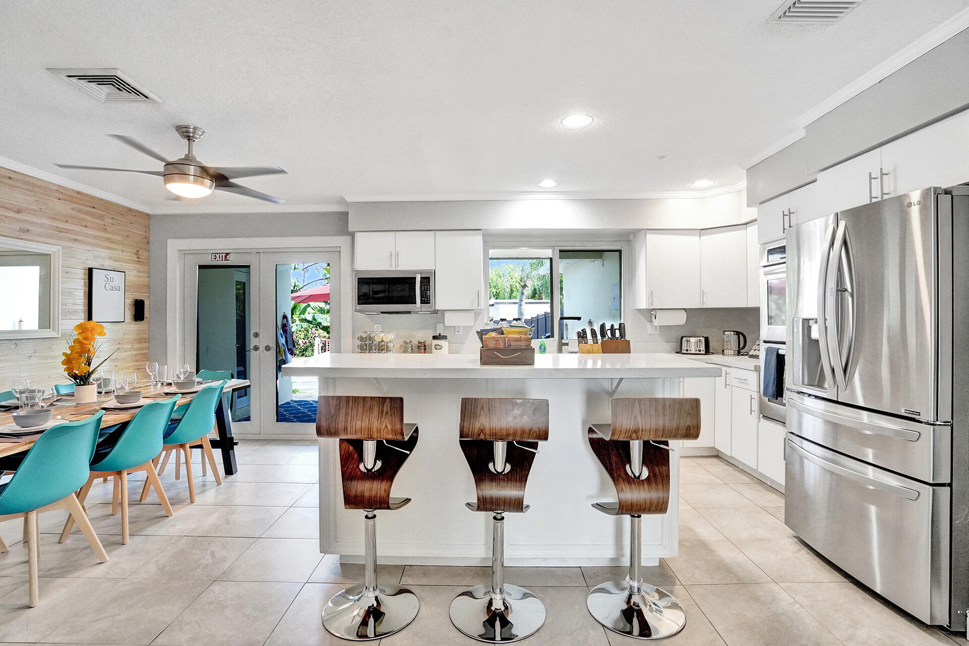 property viewer photo 2