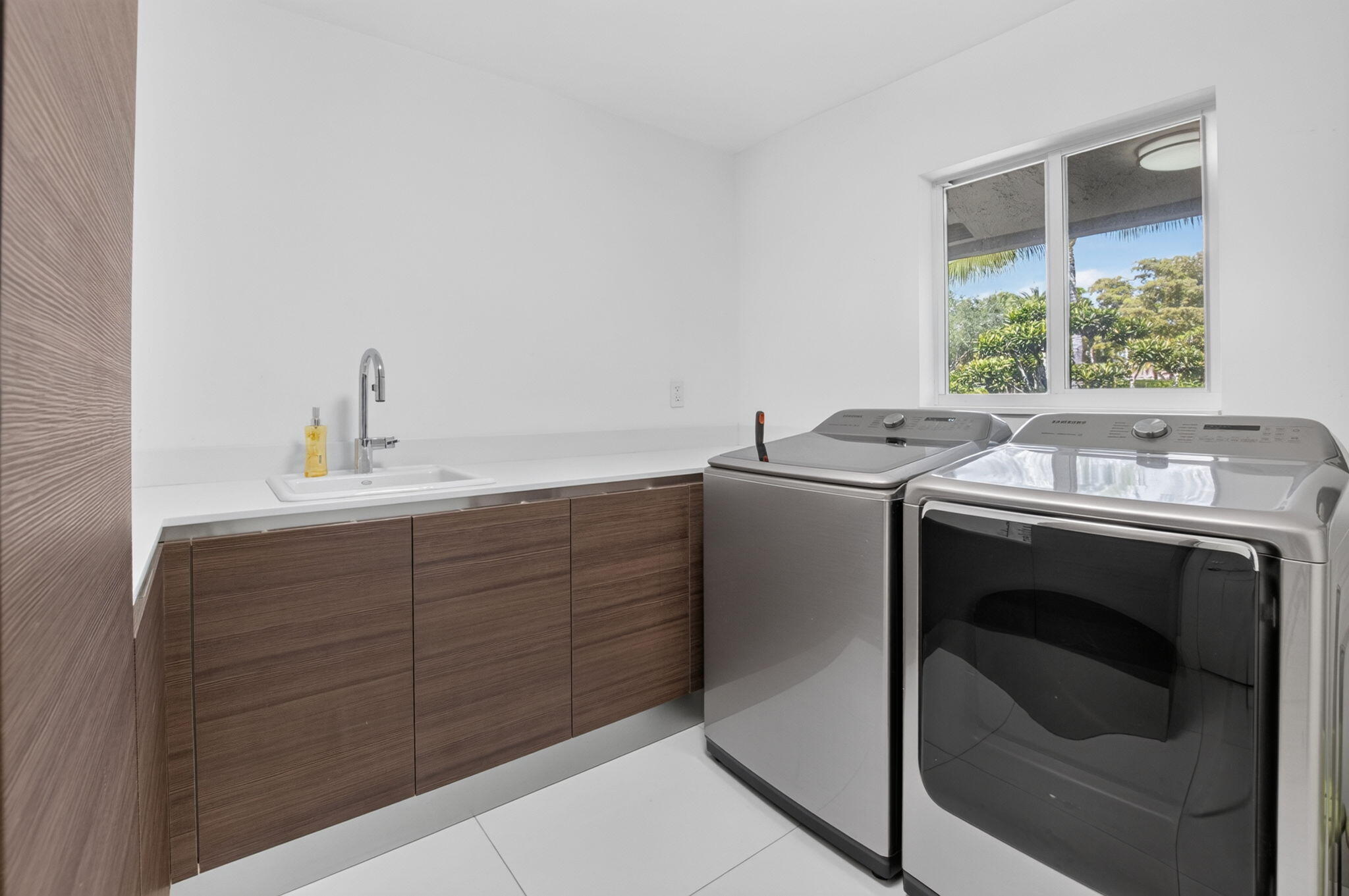 main property photo 59