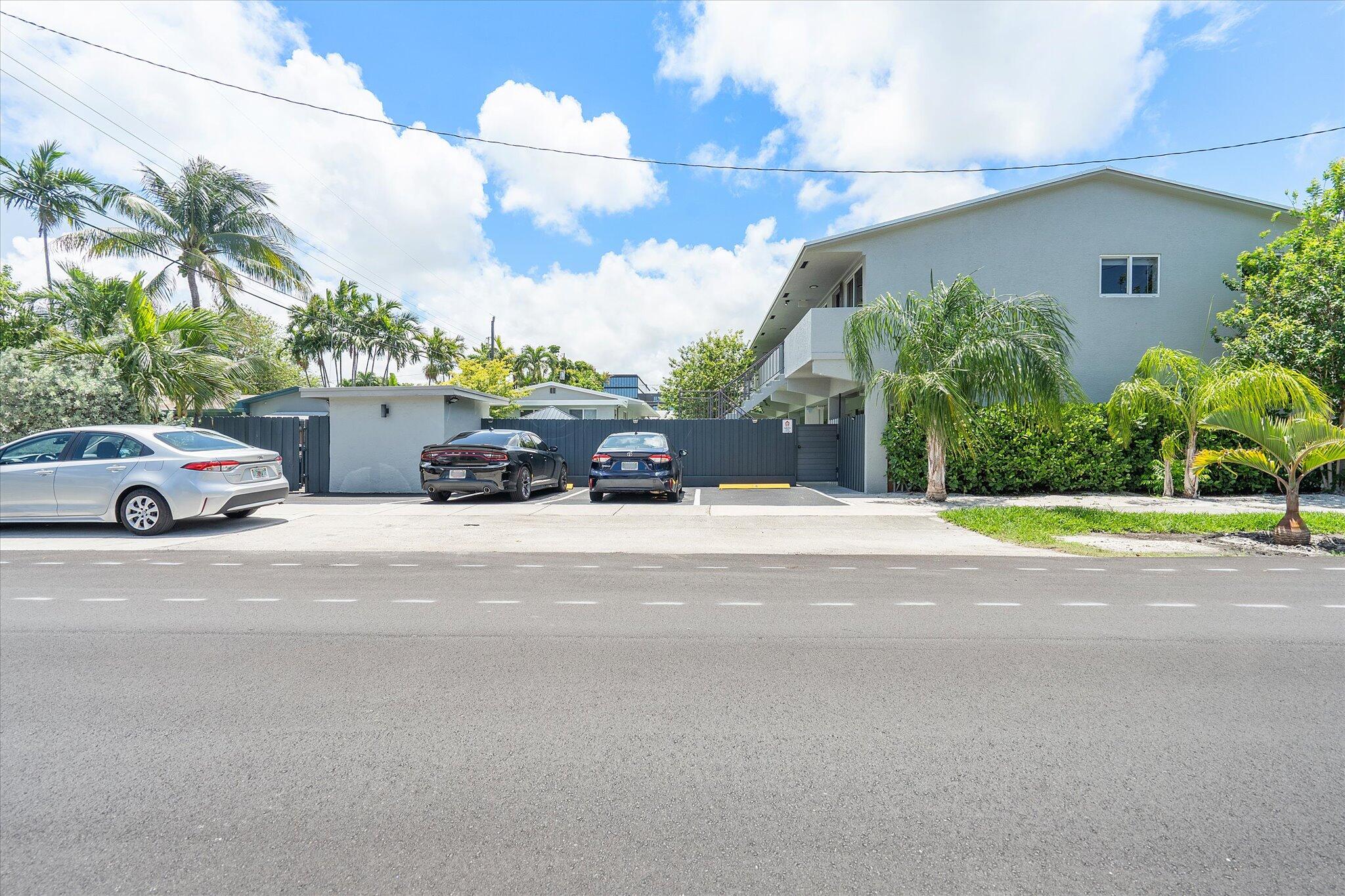 main property photo 20