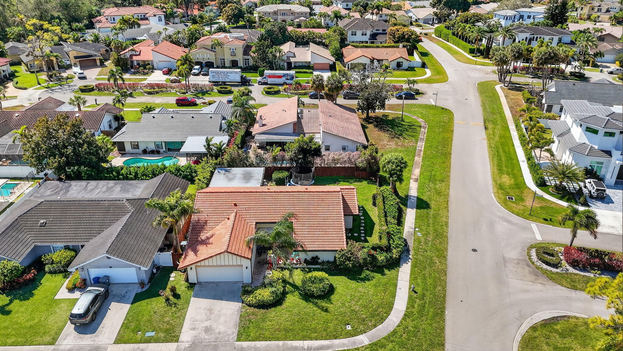 main property photo 51