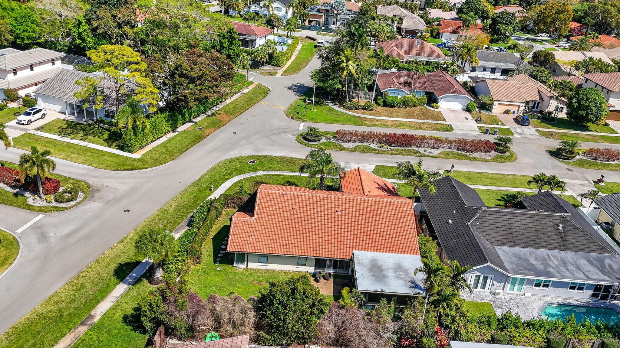 main property photo 54