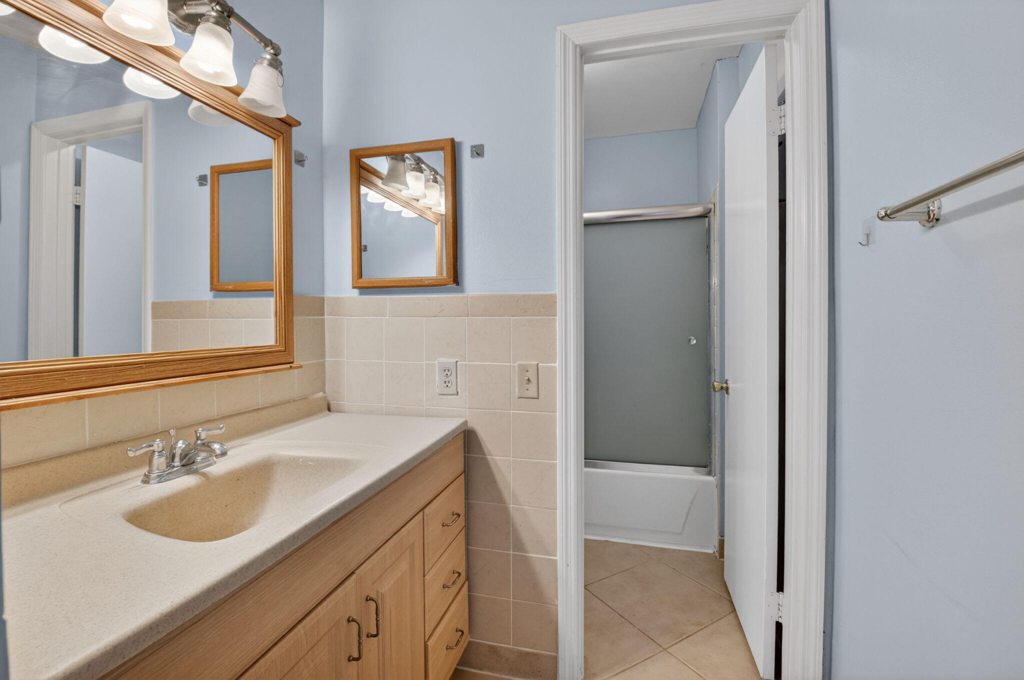 main property photo 64