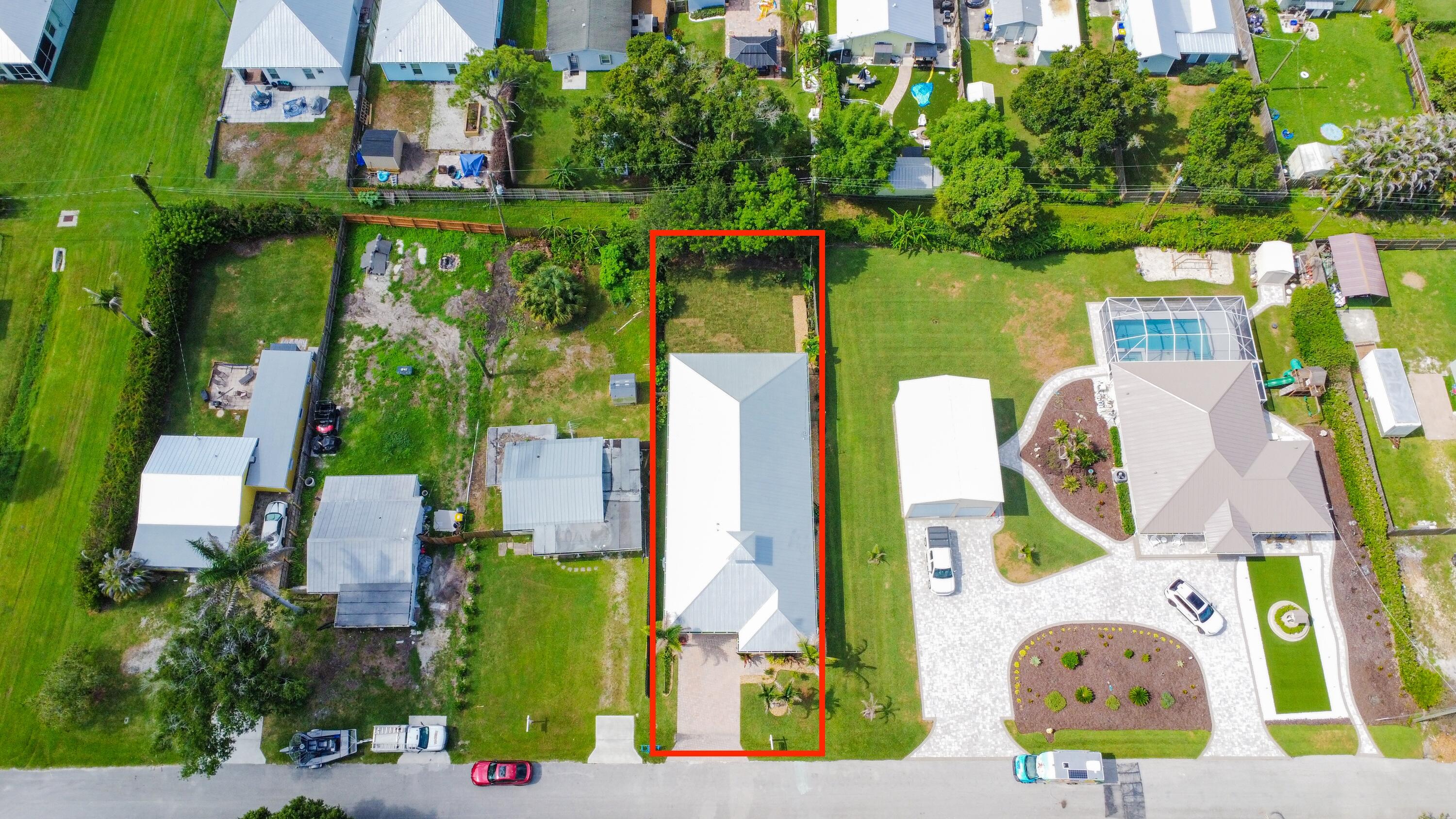 main property photo 32