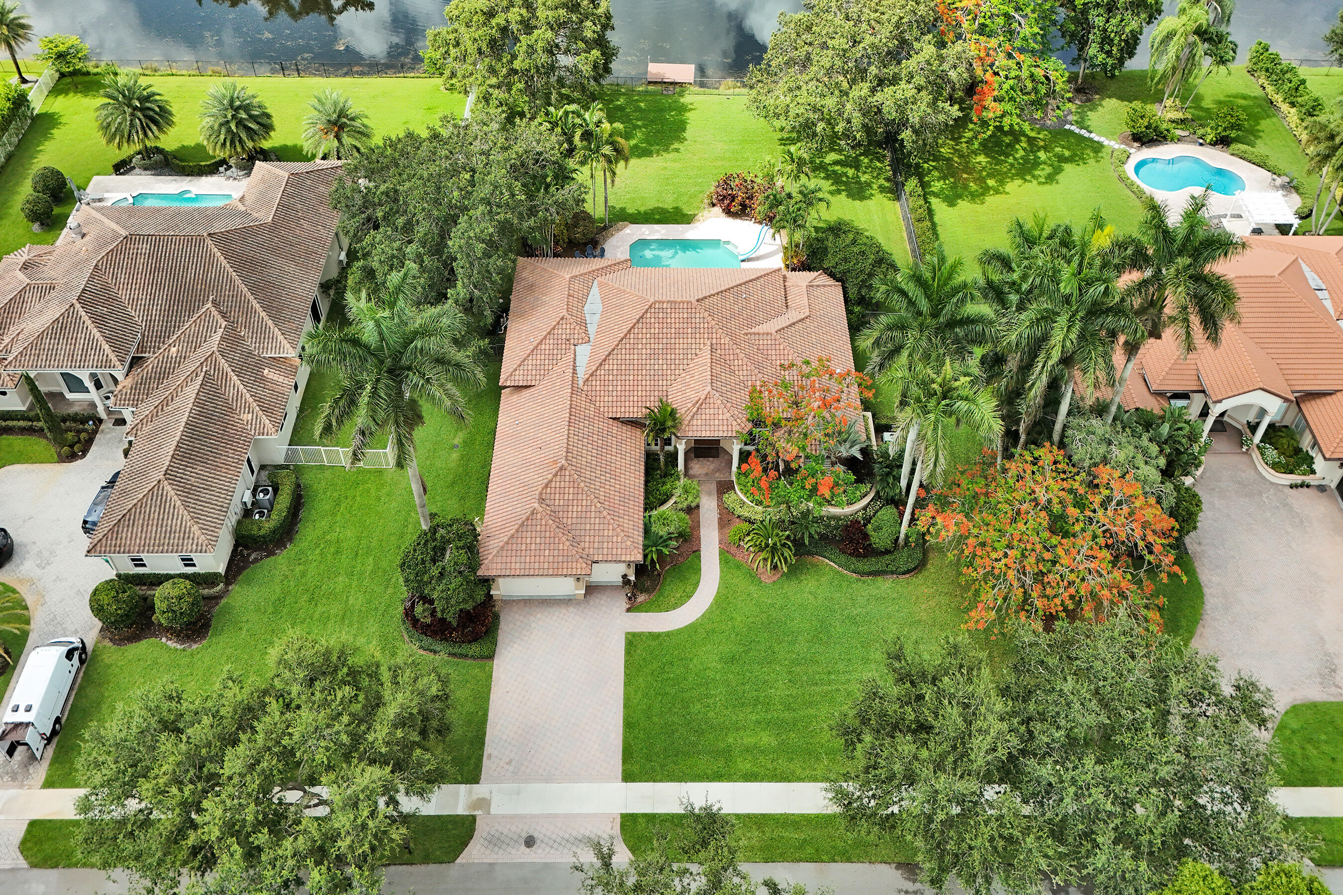 main property photo 70