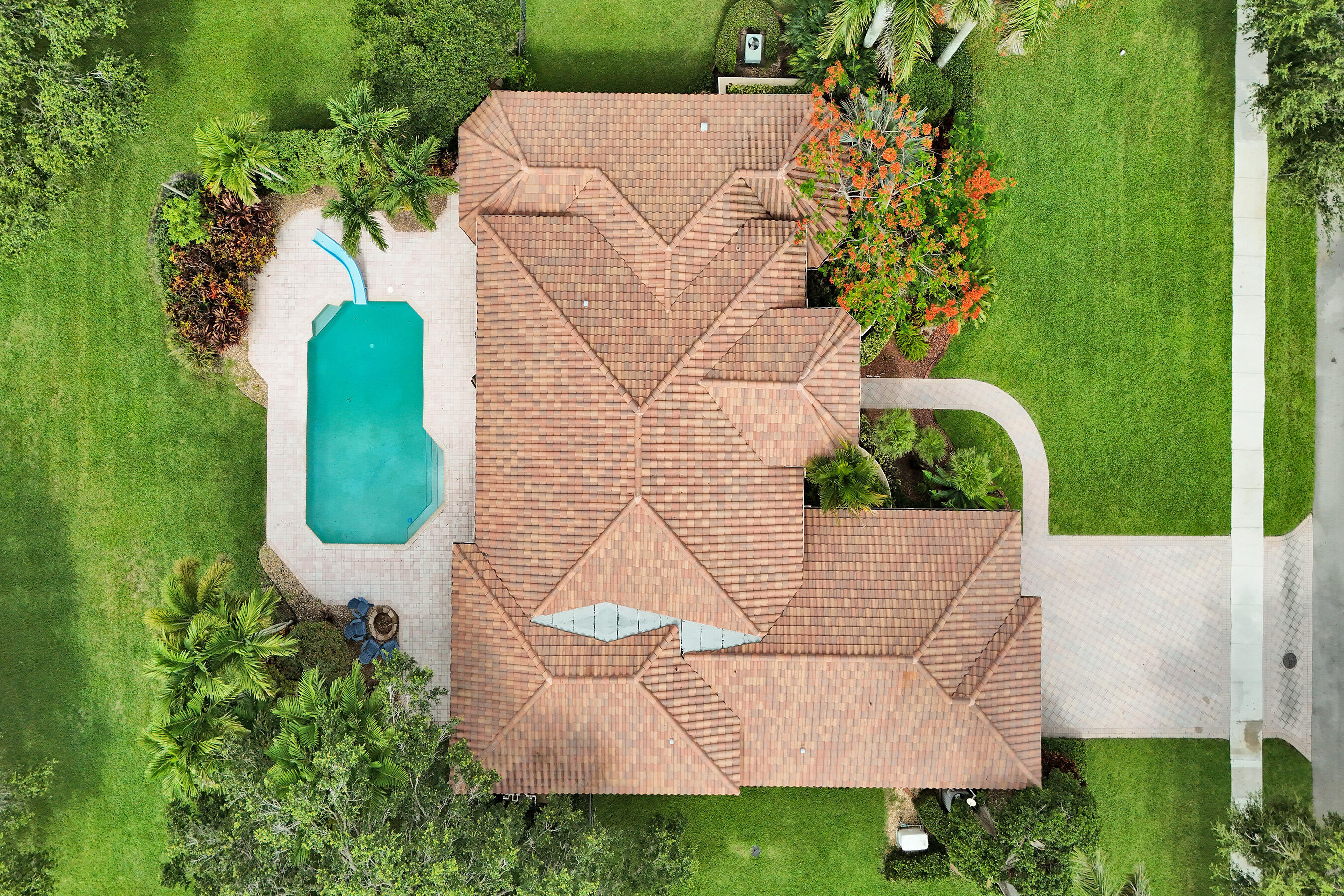 main property photo 73