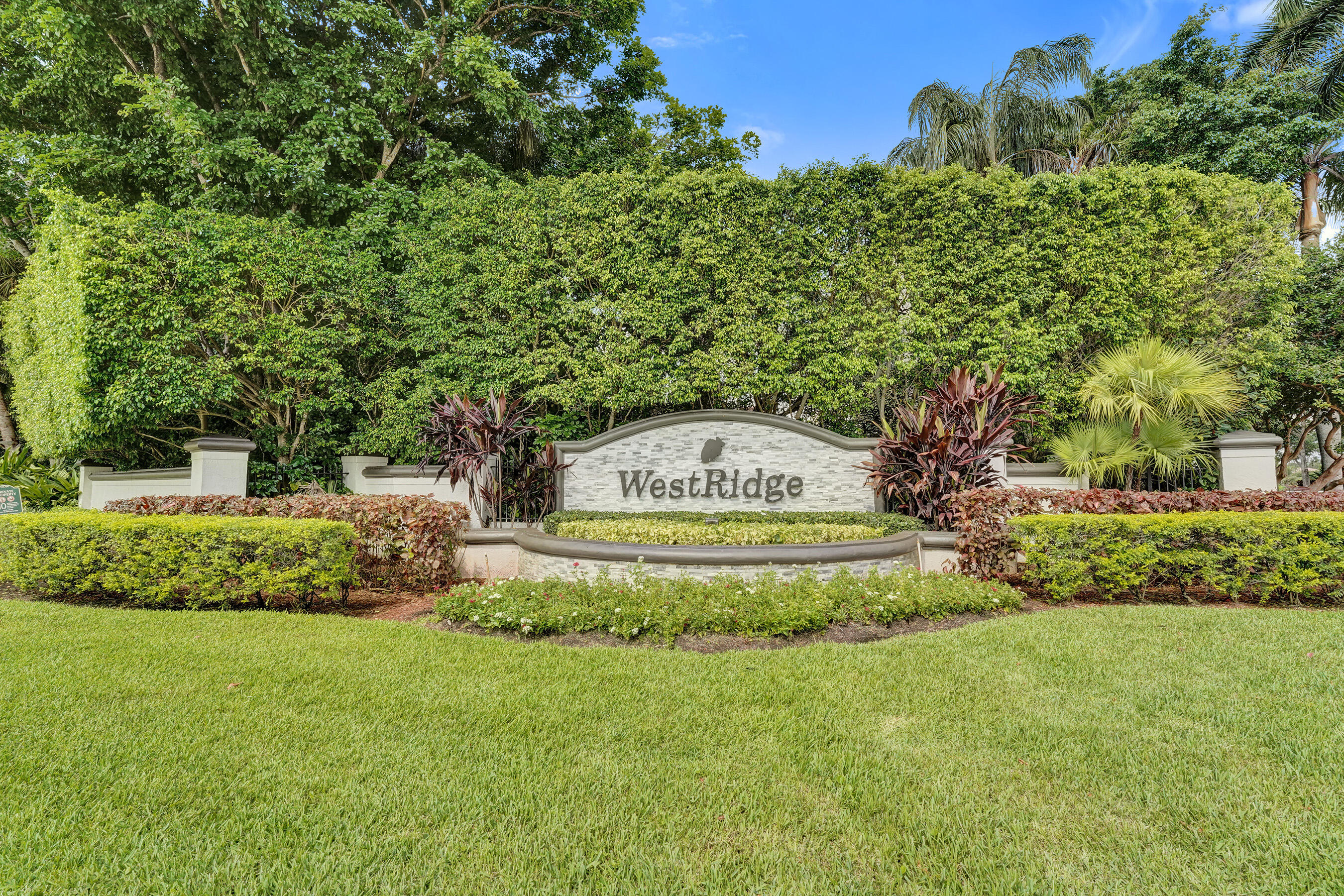 main property photo 80